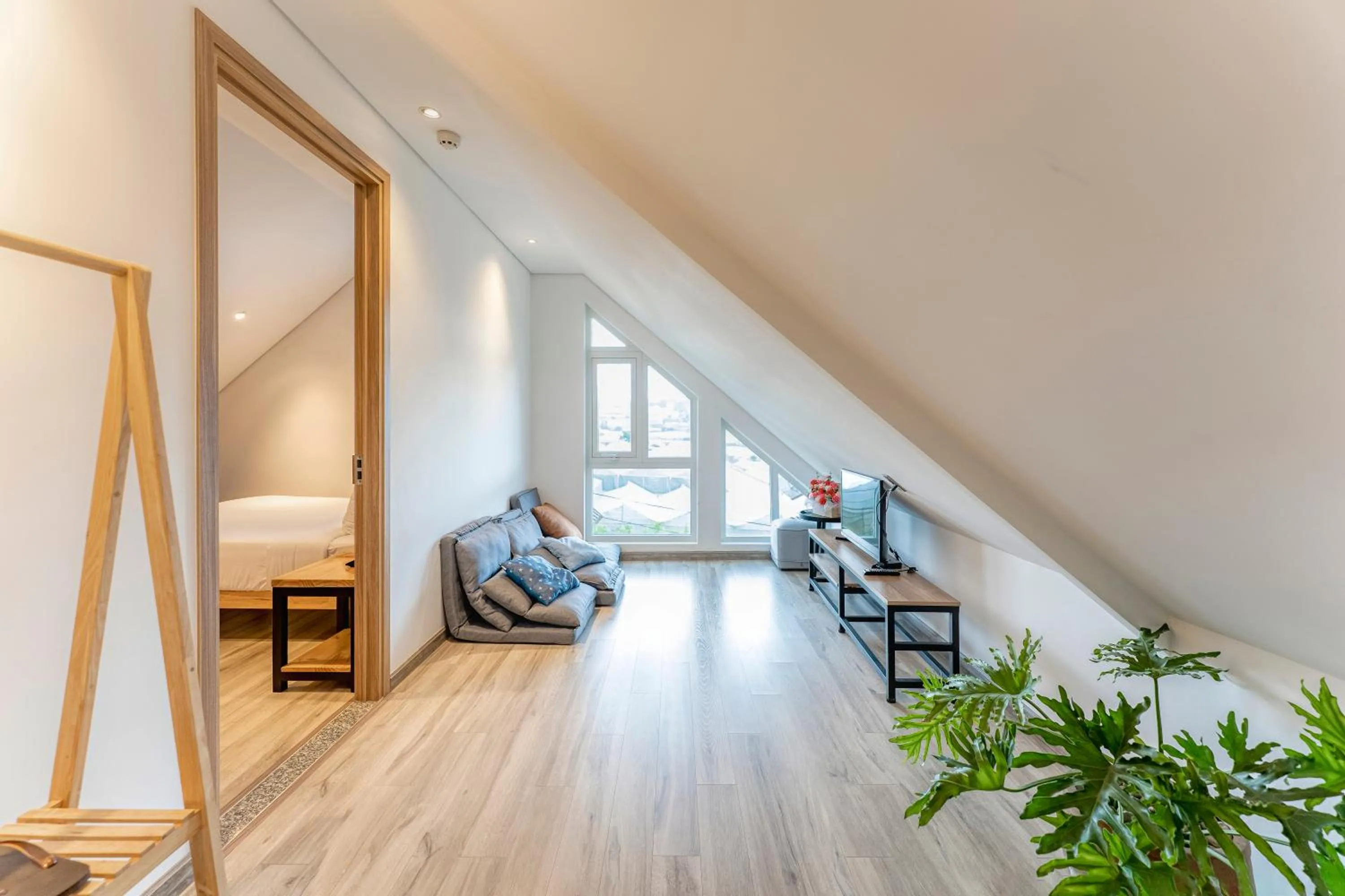 Living room in Canary Dalat Hotel