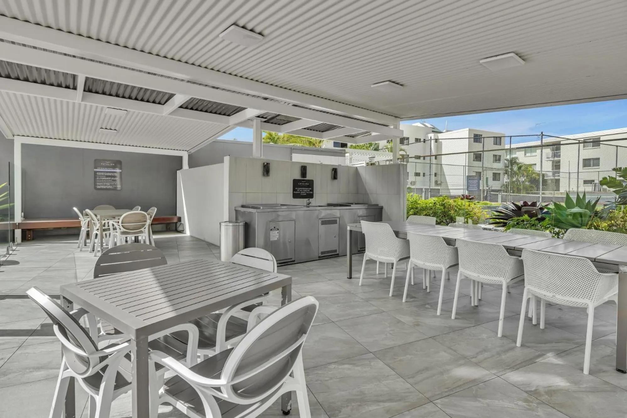 BBQ facilities in Catalina Resort