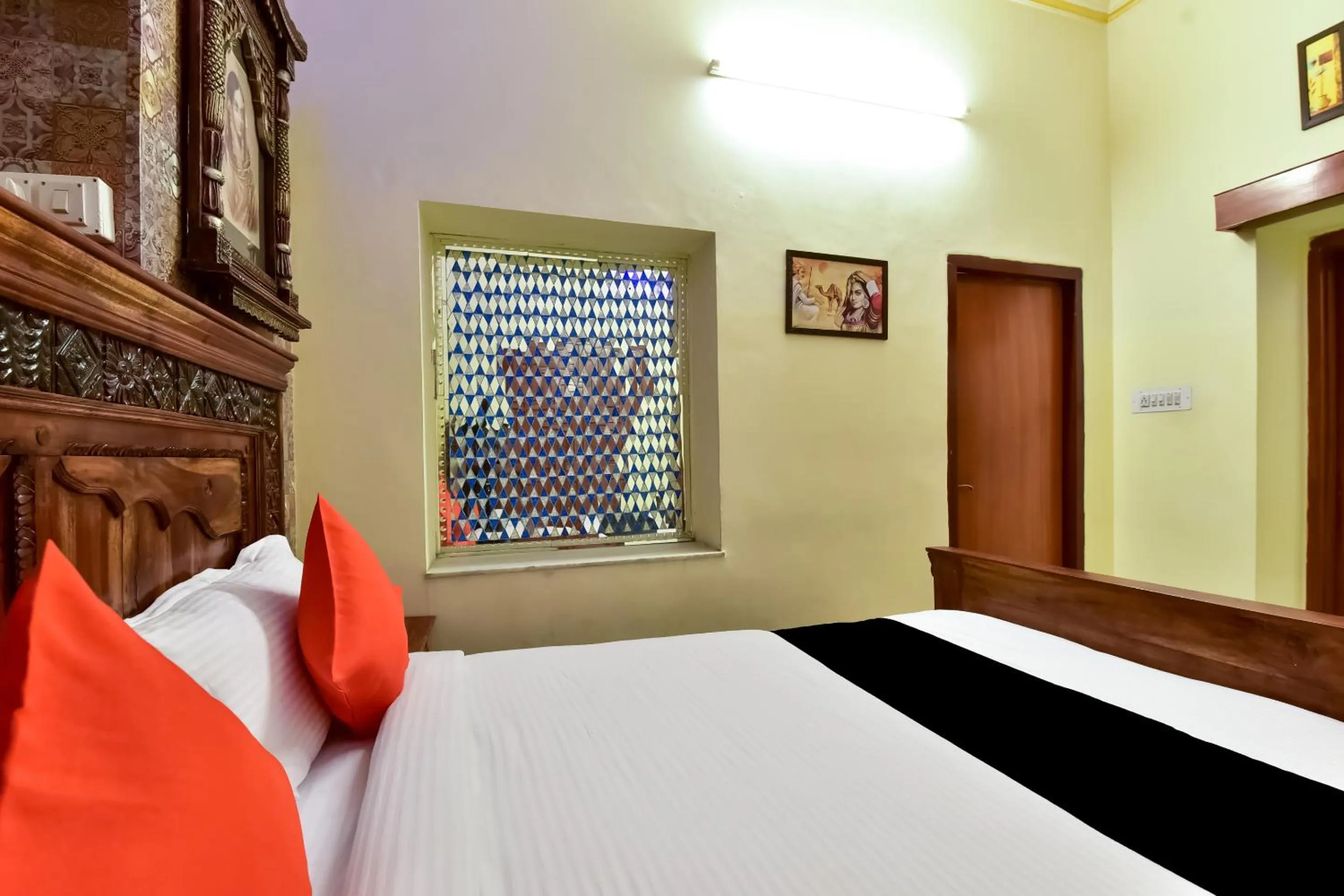 Bedroom, Bed in Hotel Radoli House - A Heritage Hotel