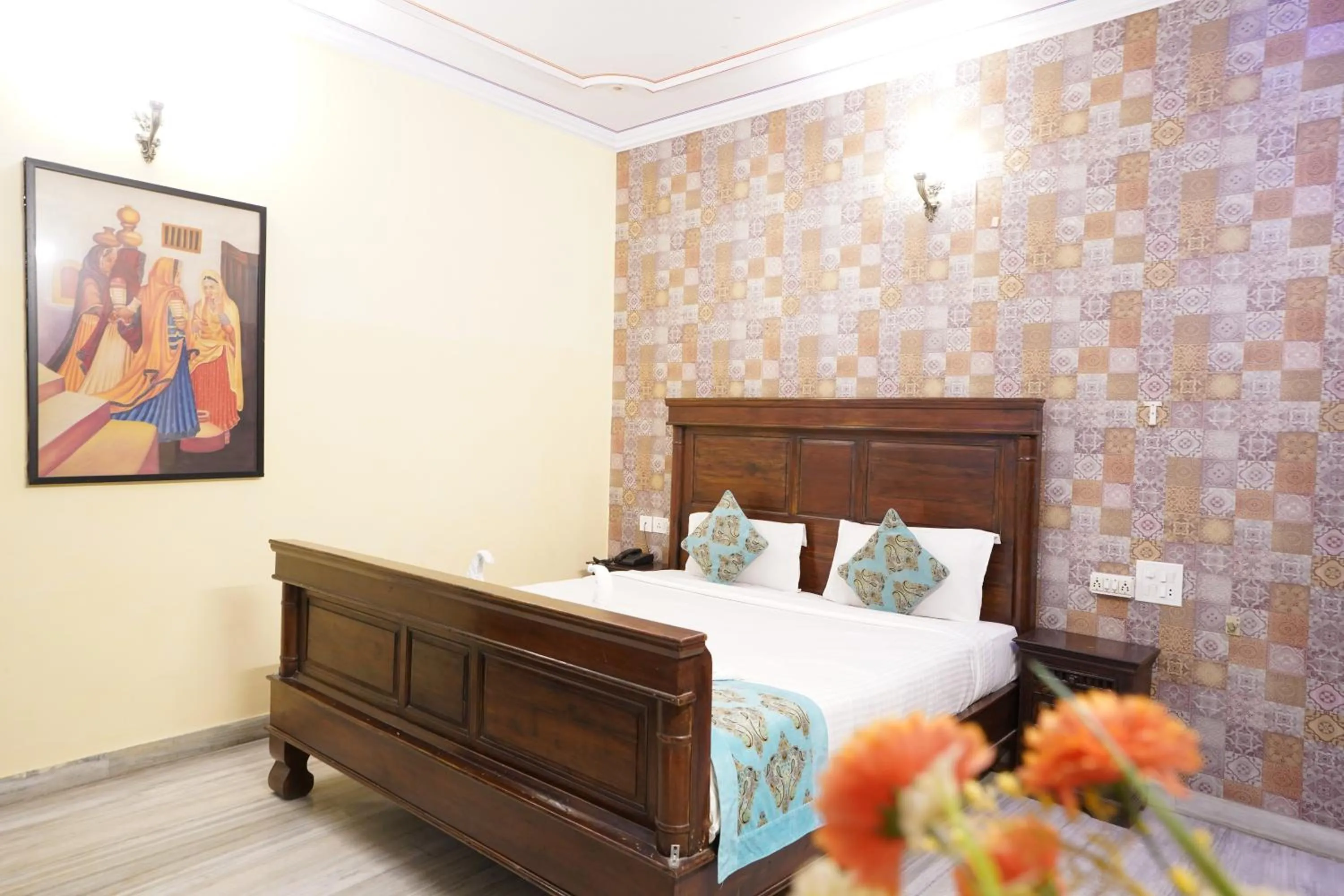 Bed in Hotel Radoli House - A Heritage Hotel