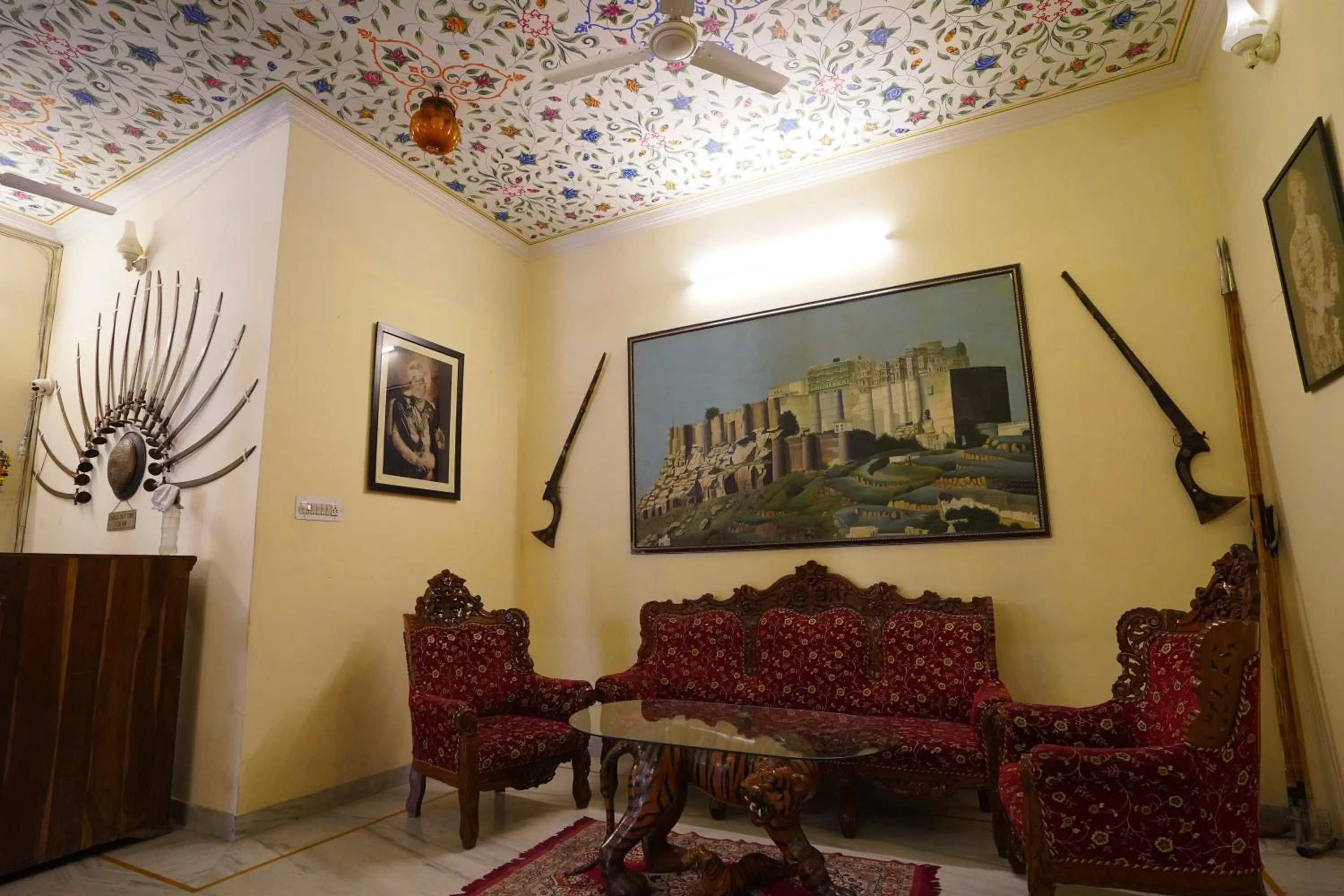Lobby or reception in Hotel Radoli House - A Heritage Hotel