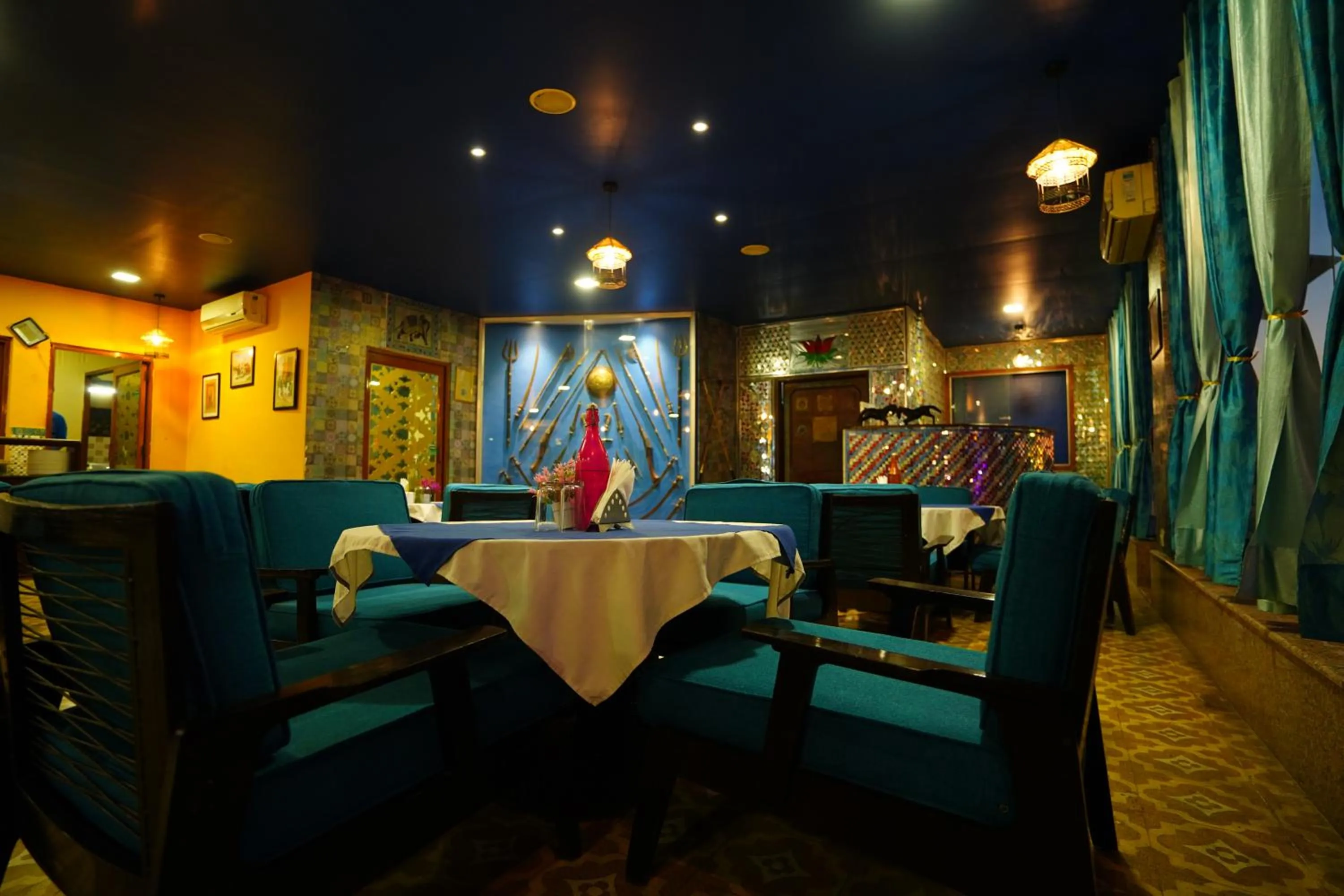 Restaurant/places to eat in Hotel Radoli House - A Heritage Hotel