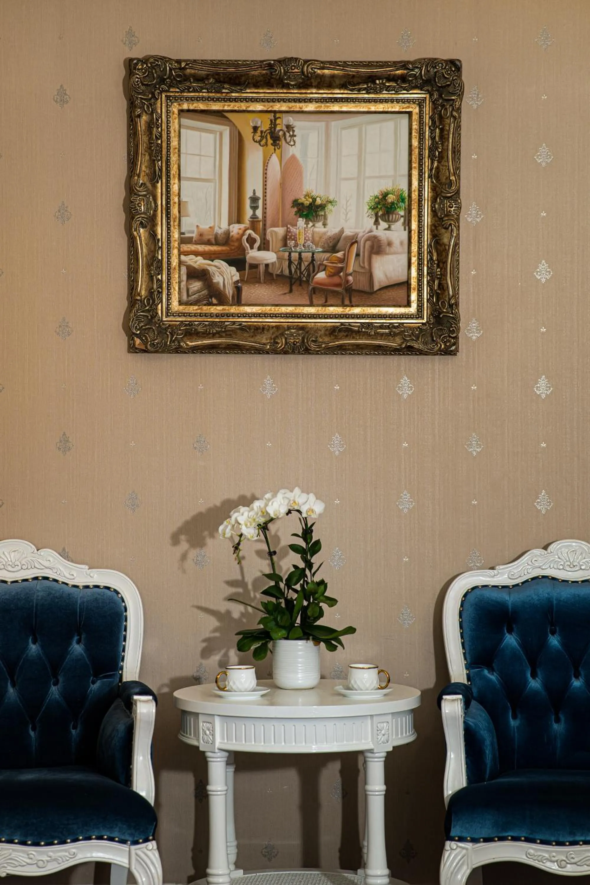 Decorative detail in Super Candle Hotel