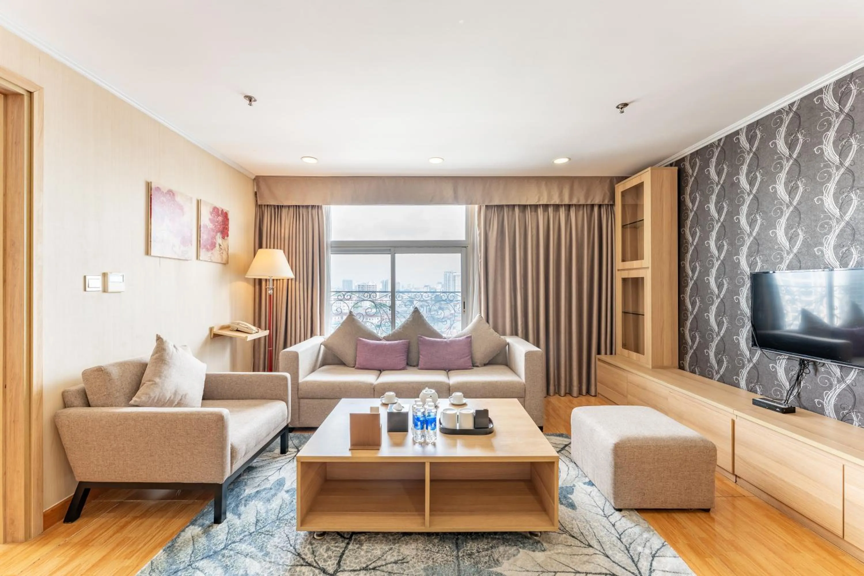 Living room in Super Candle Hotel