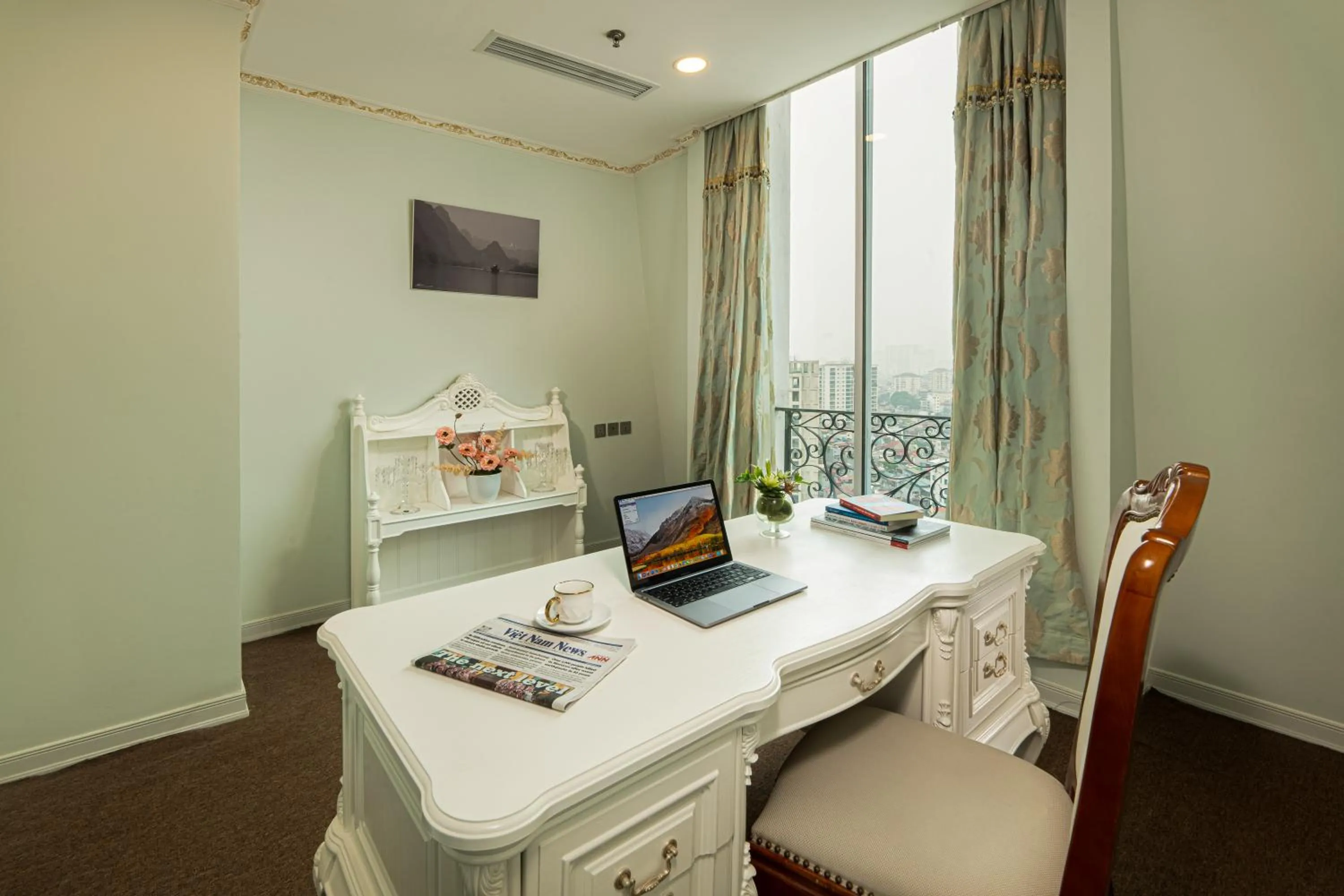 Seating area in Super Candle Hotel