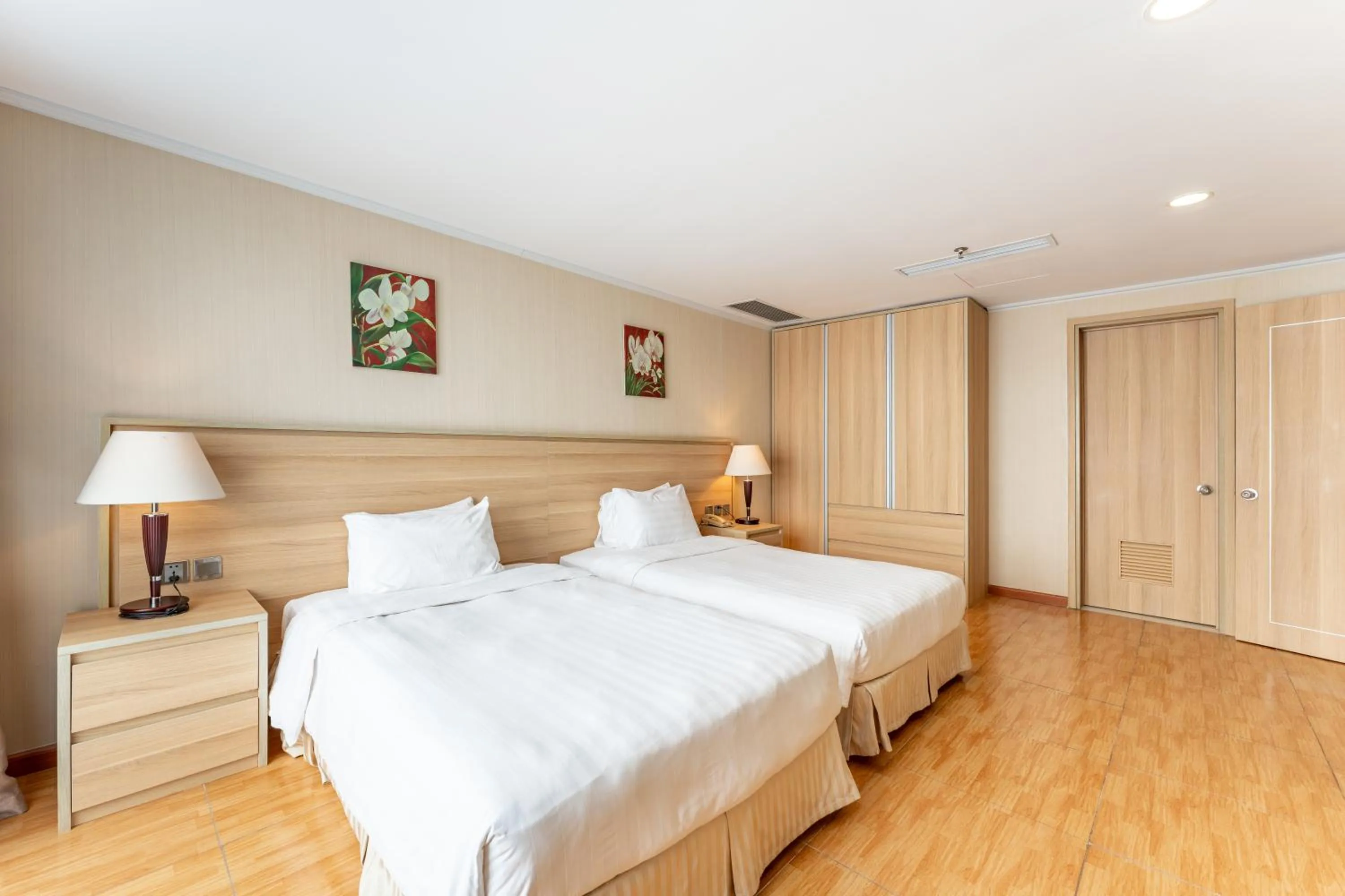 Bedroom, Bed in Super Candle Hotel