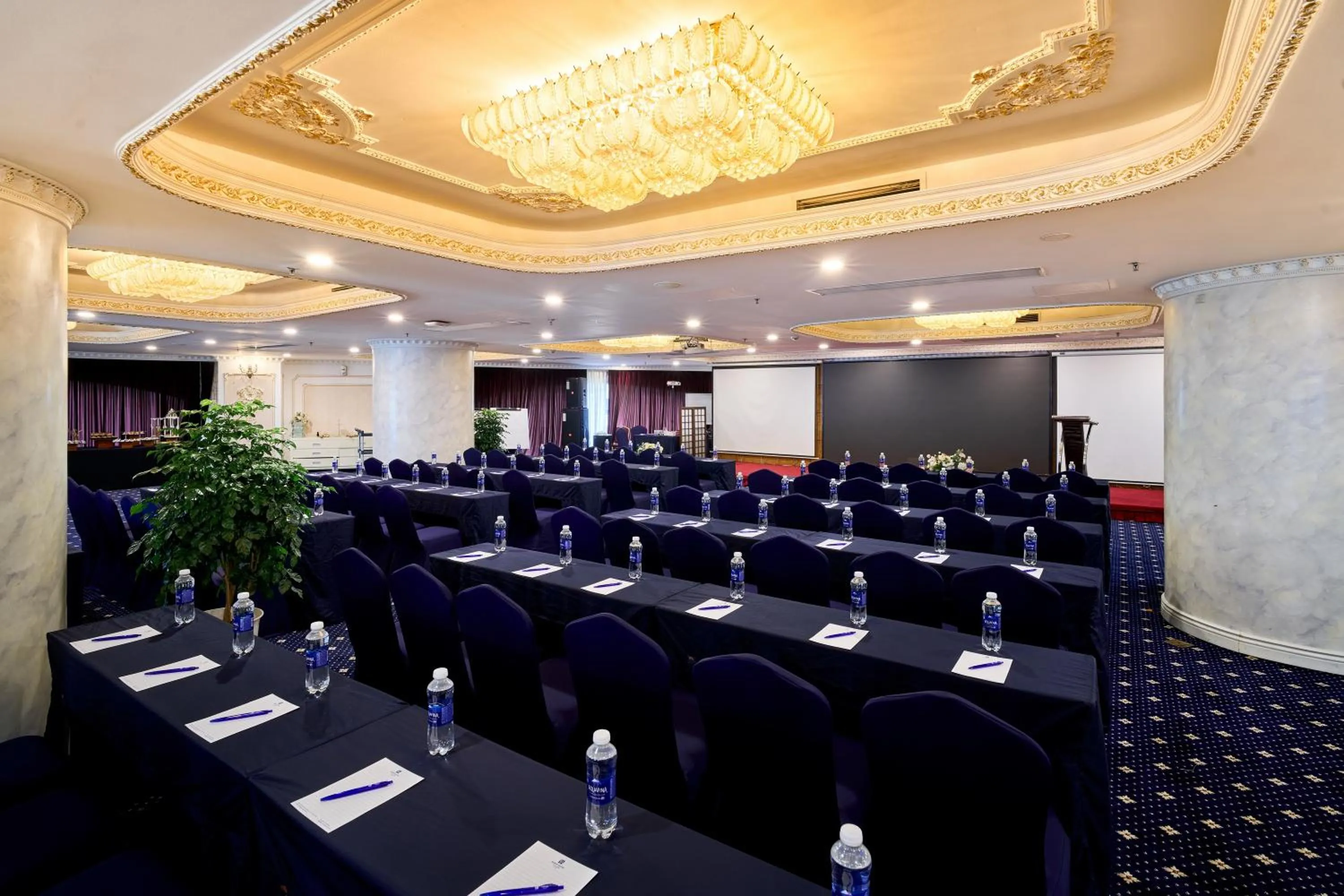 Meeting/conference room in Super Candle Hotel