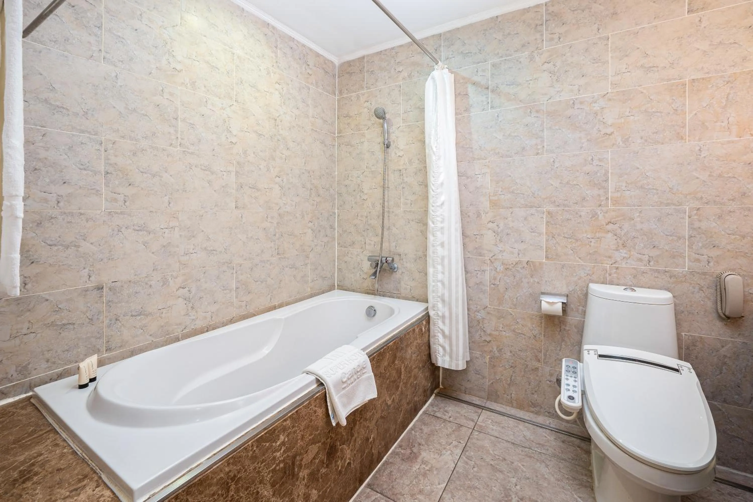 Bathroom in Super Candle Hotel