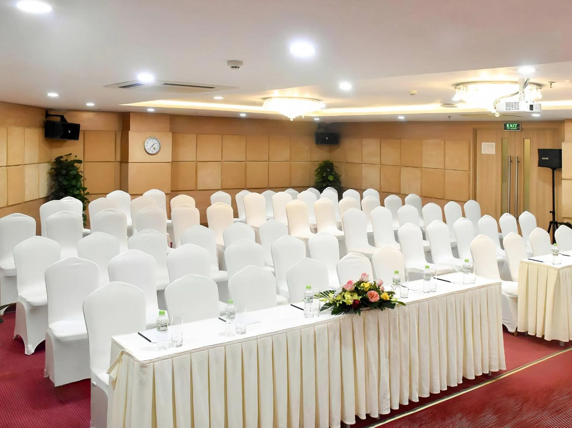 Meeting/conference room in Super Candle Hotel