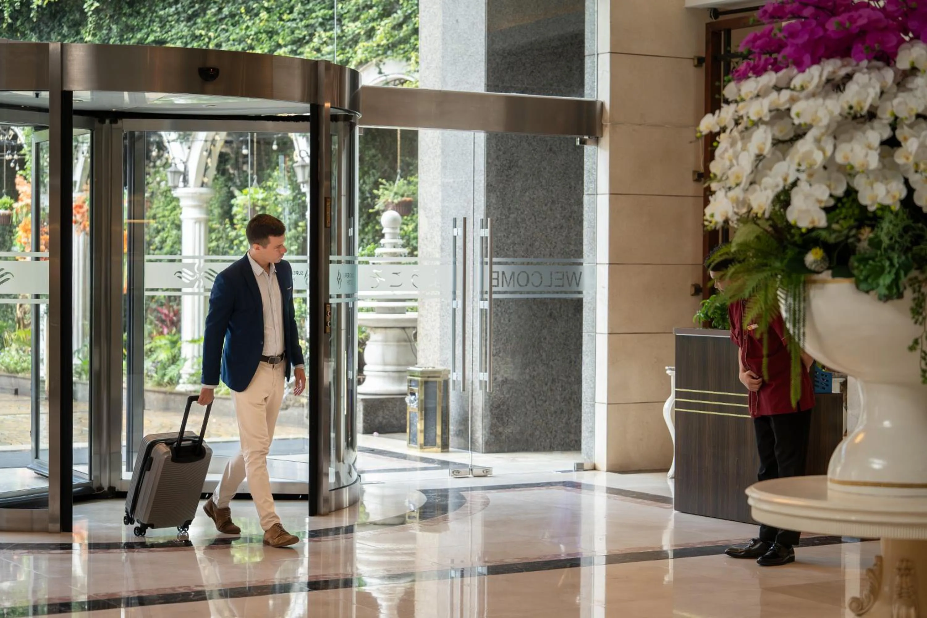 Lobby or reception in Super Candle Hotel