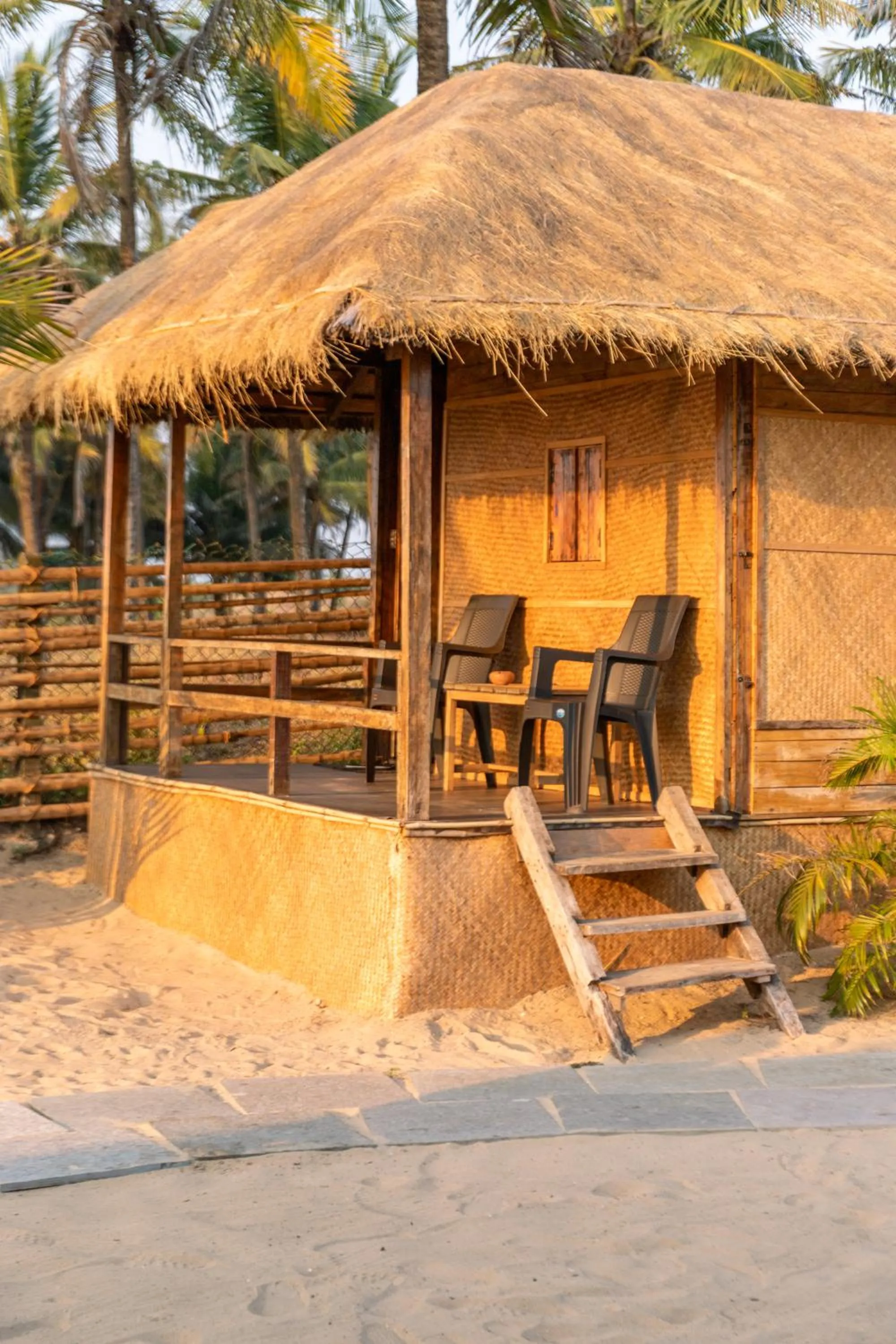 Blue Corner Beach Huts & Restaurant