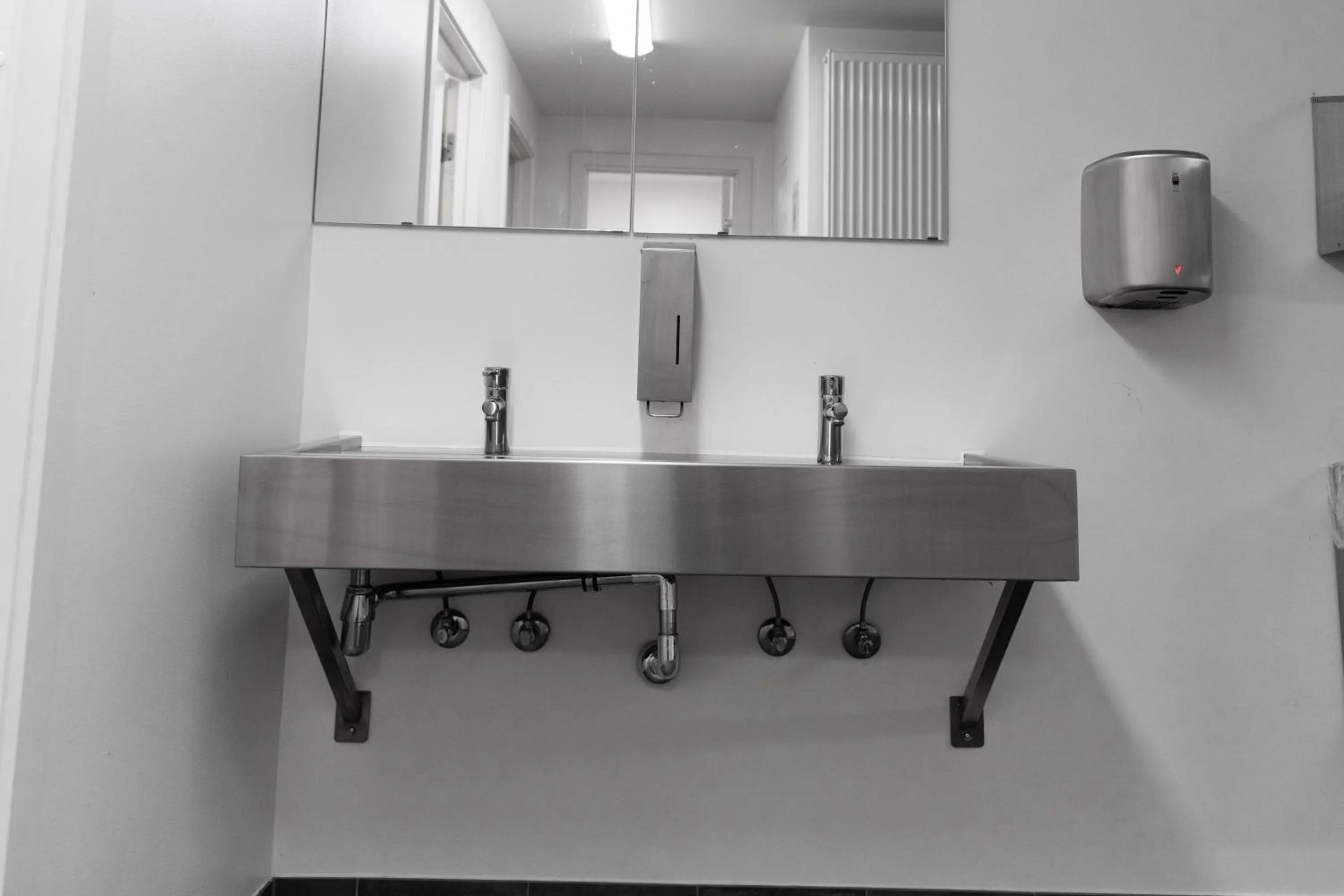 Bathroom in Roberta's Society Aarhus