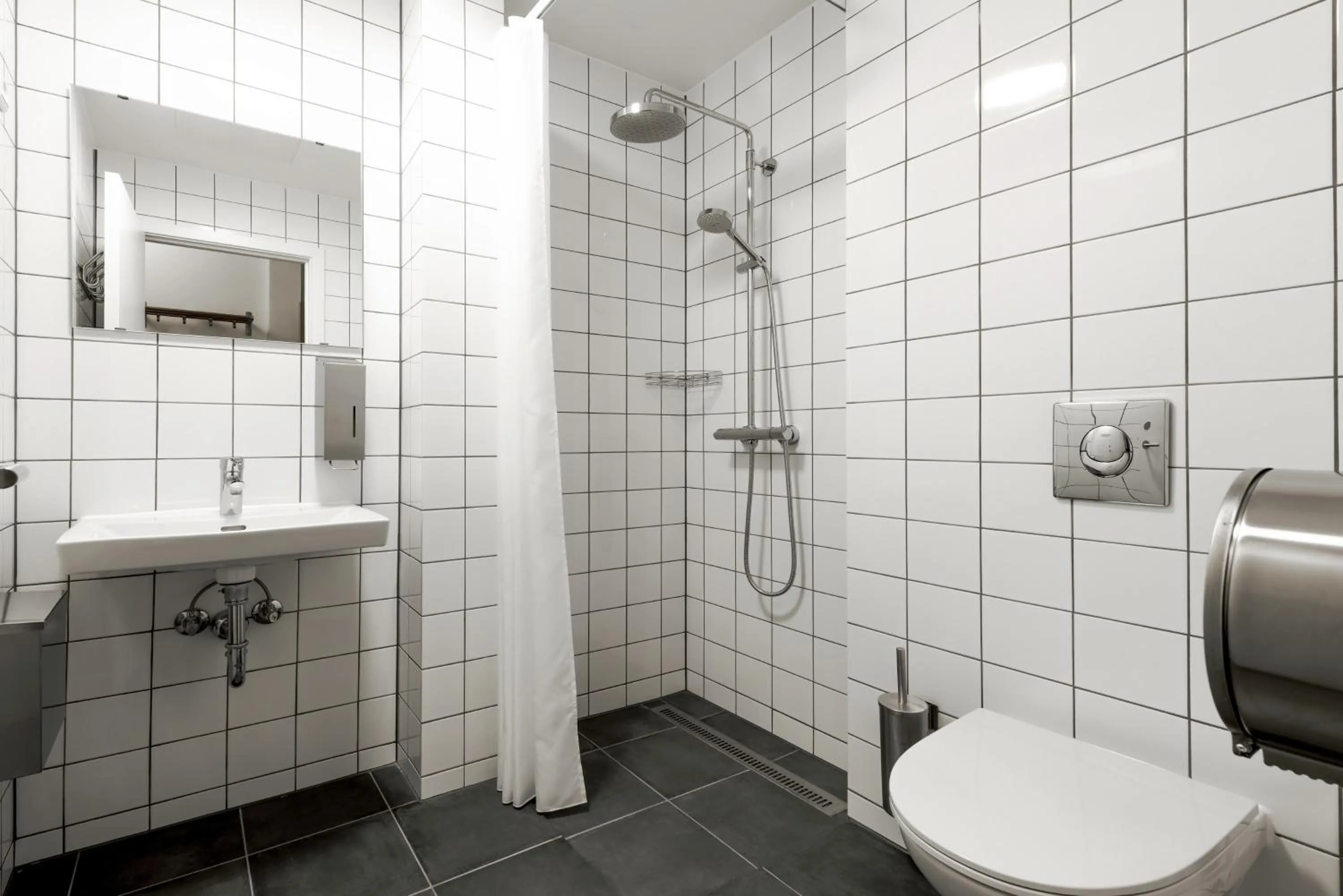 Shower, Bathroom in BOOK1 by Brøchner Hotels