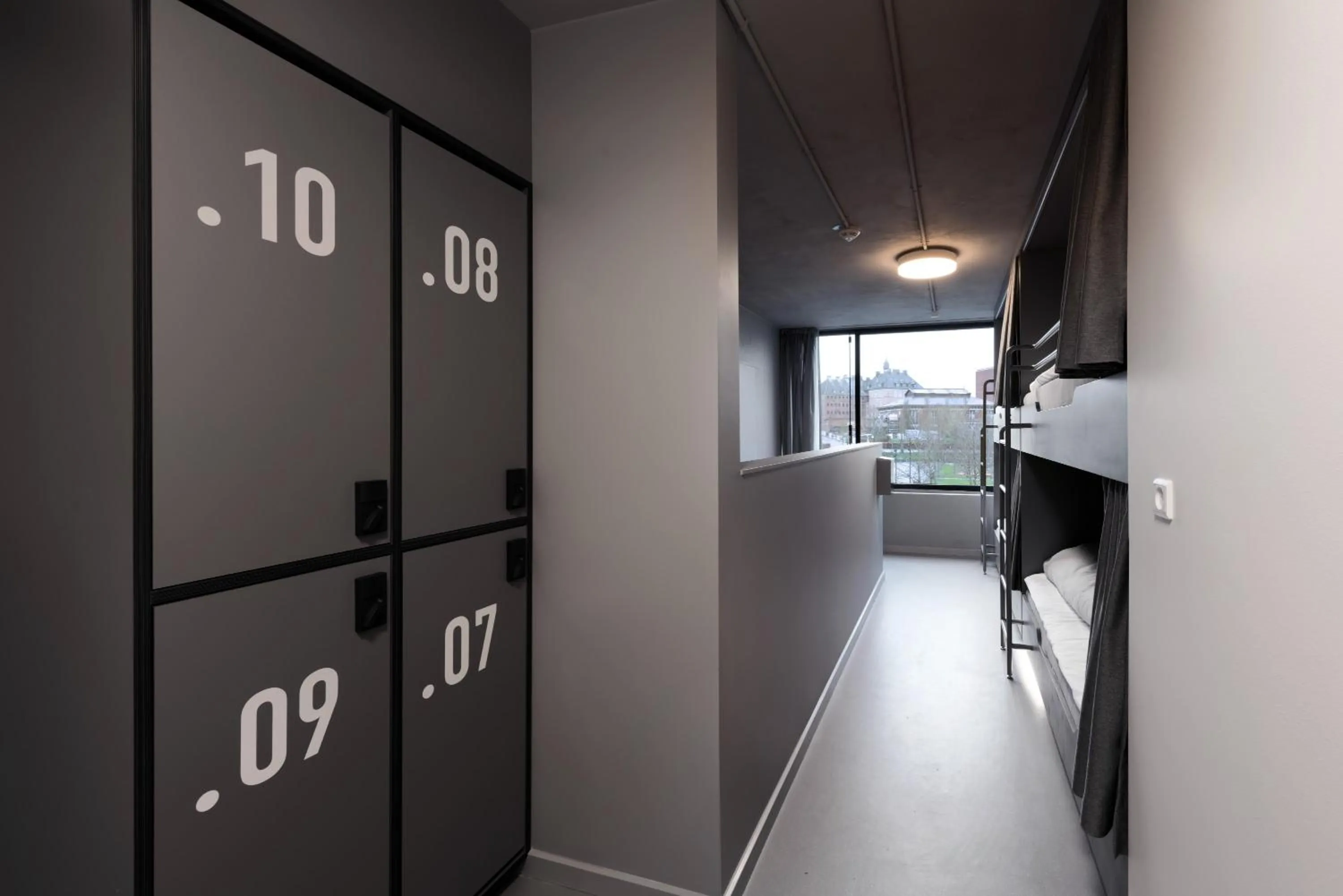 Text overlay in BOOK1 by Brøchner Hotels