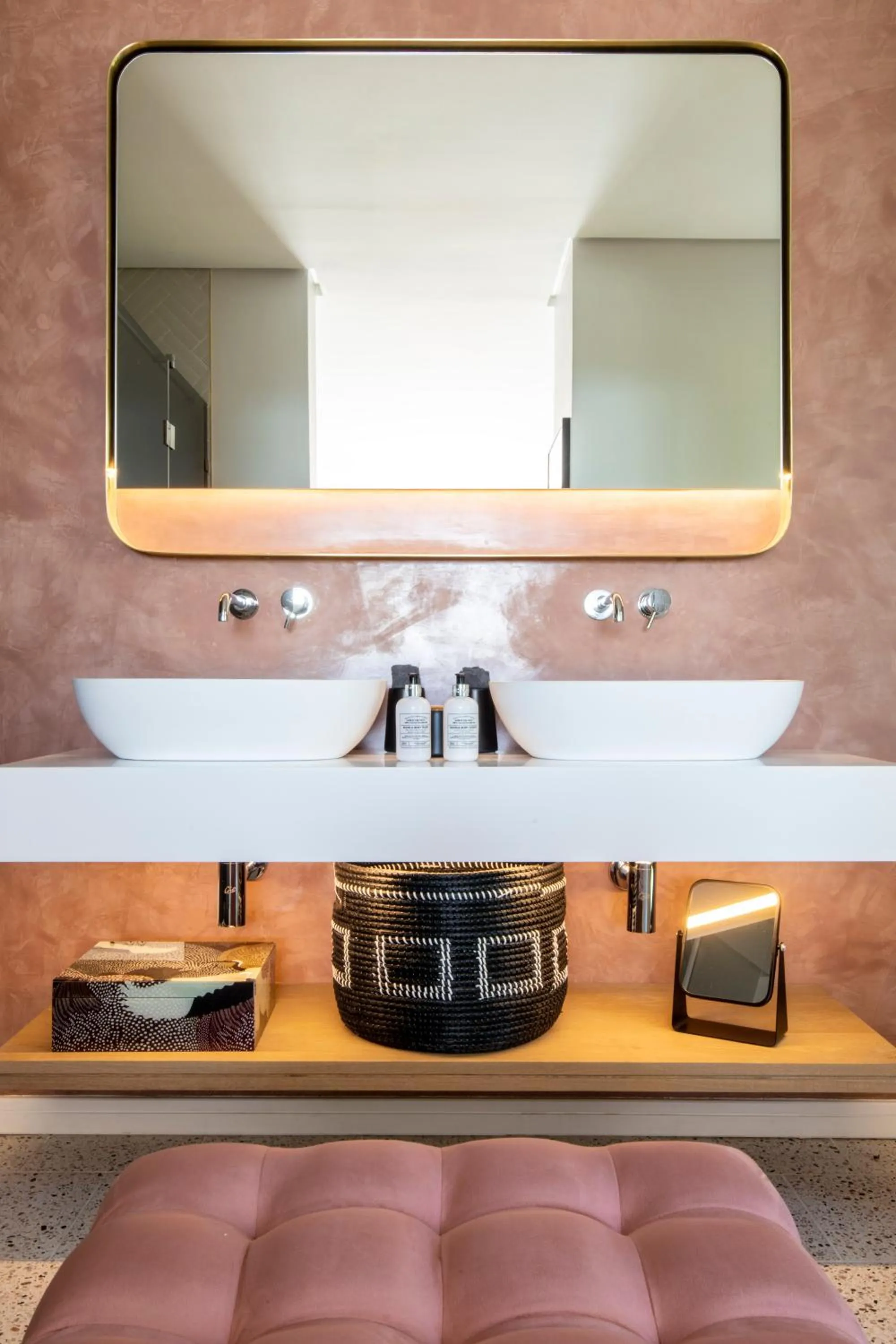 Bathroom in Camissa House