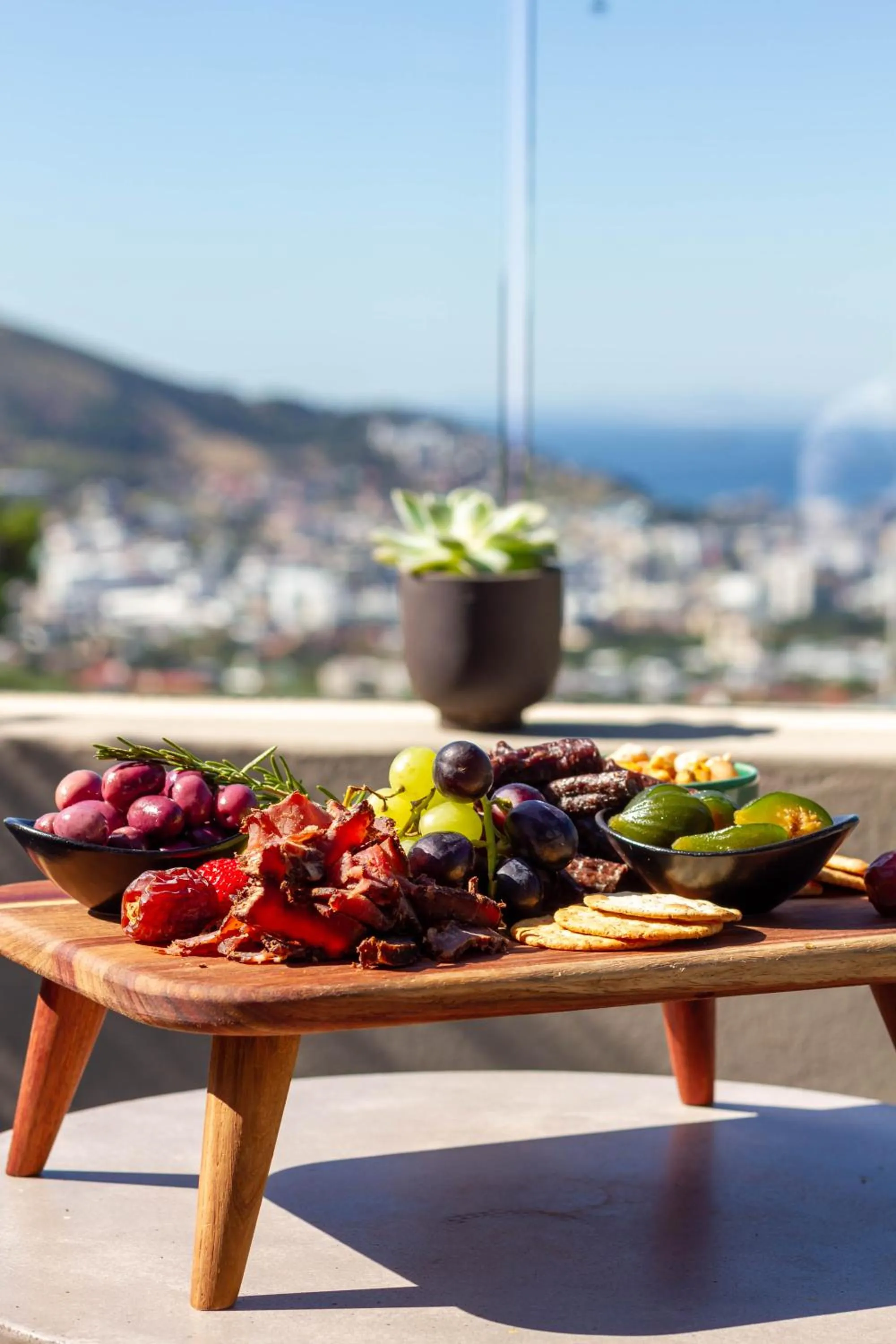 Food in Camissa House