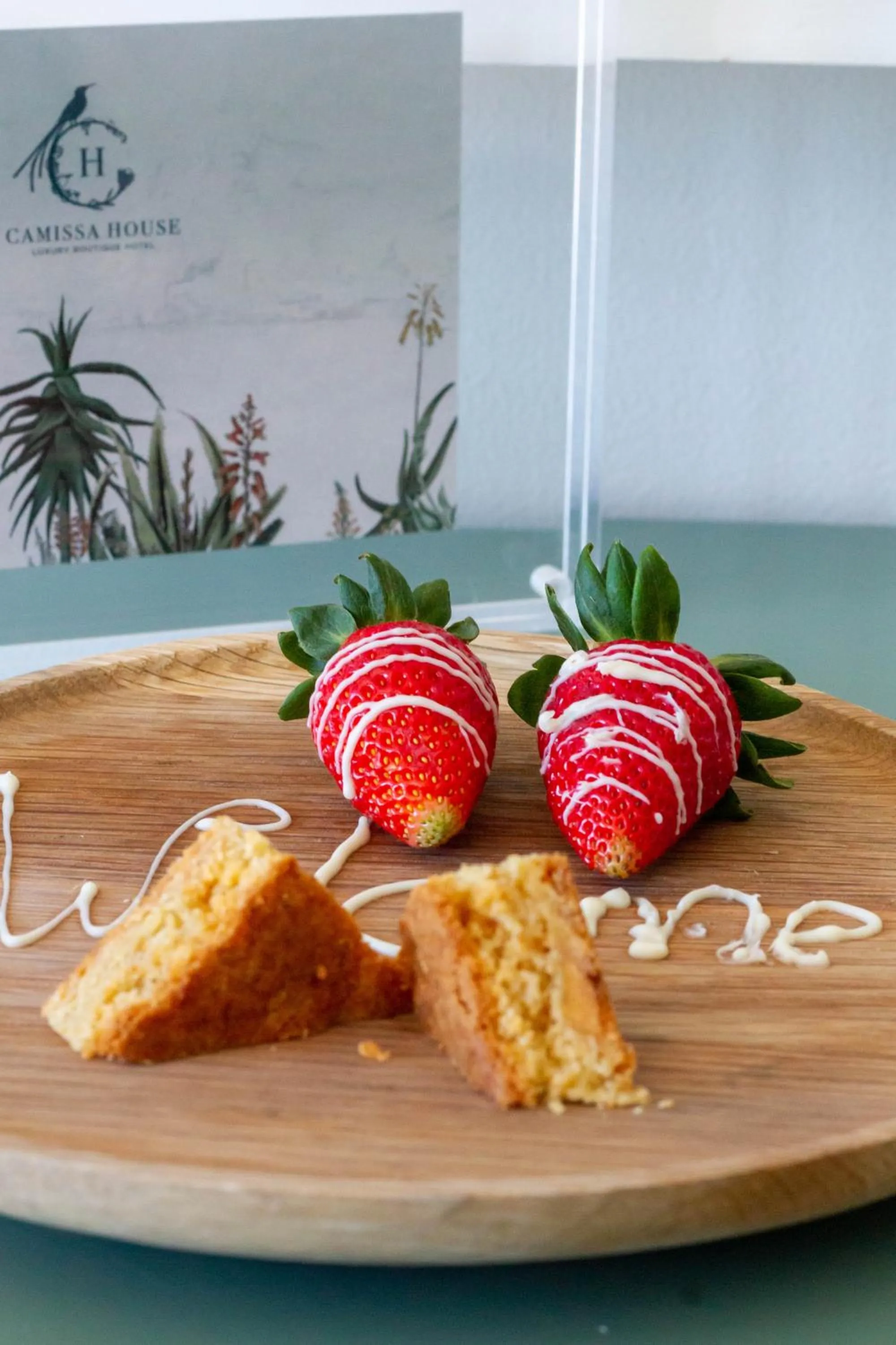 Restaurant/places to eat in Camissa House