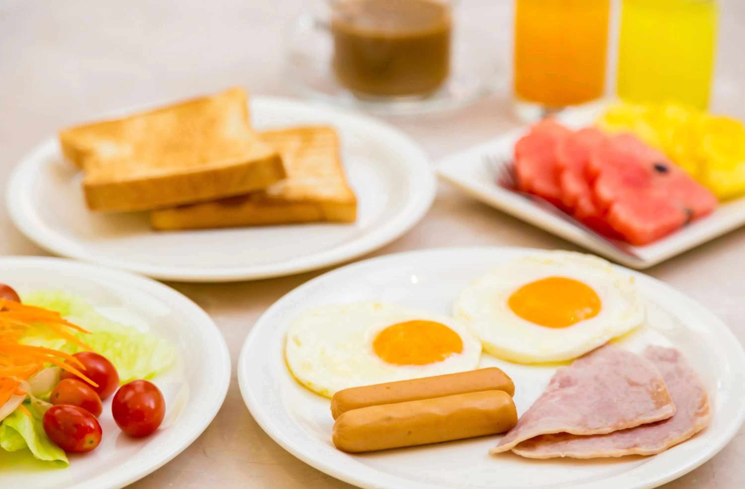 Breakfast in Baron Residence Bangkok