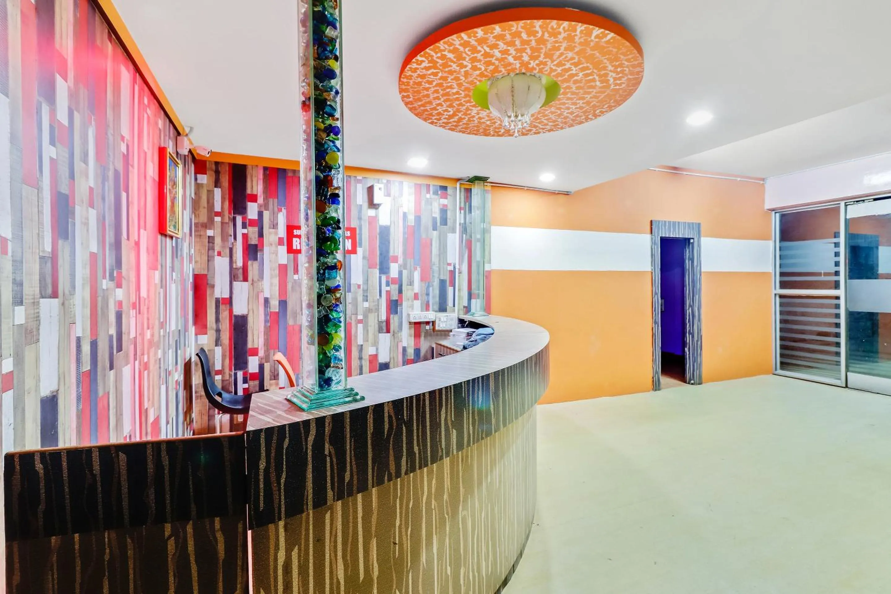 Lobby or reception in Hotel O MRV Royal Suites