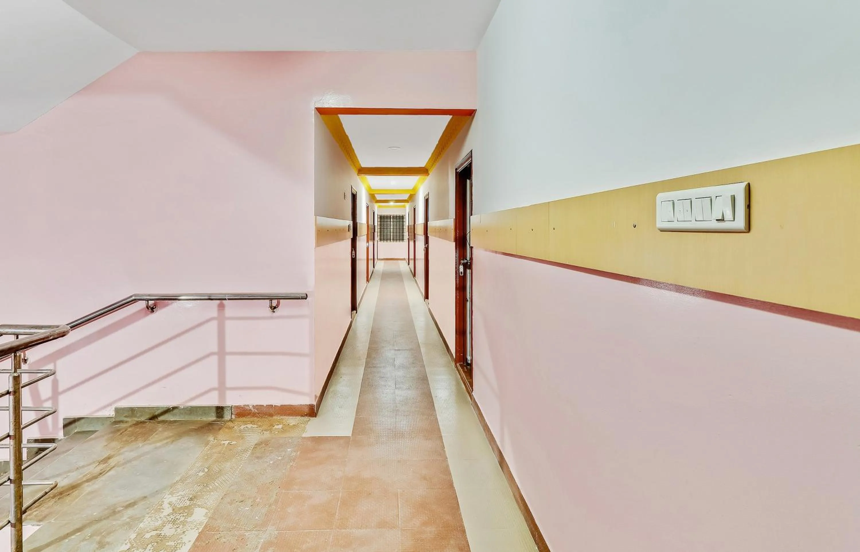 Lobby or reception in Hotel O MRV Royal Suites