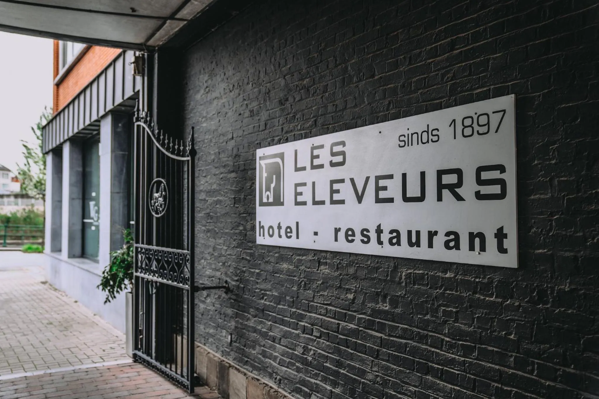 Property logo or sign in Hotel Les Eleveurs