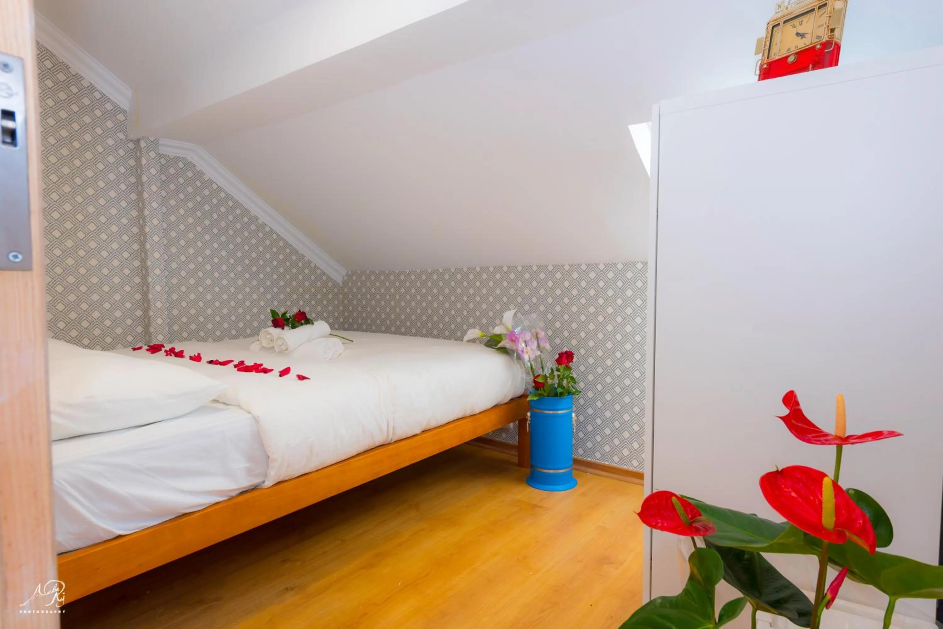 Bed in SwissLisbon Guest House