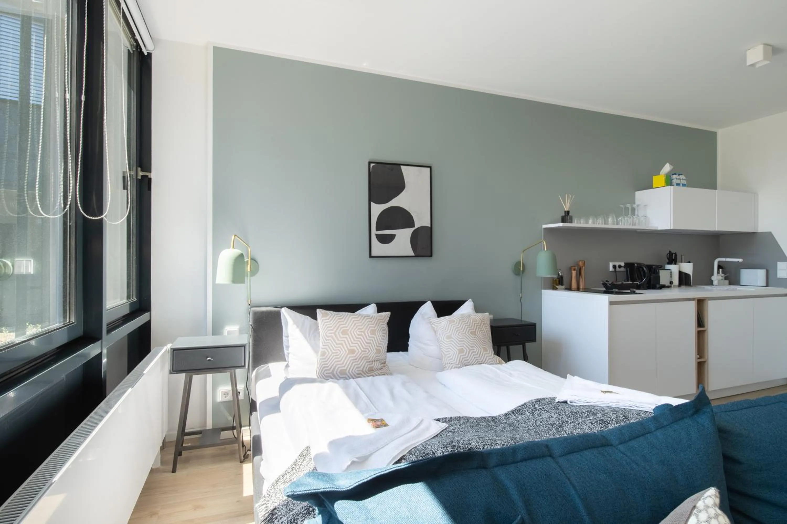 Bed in Limehome Flensburg Holm