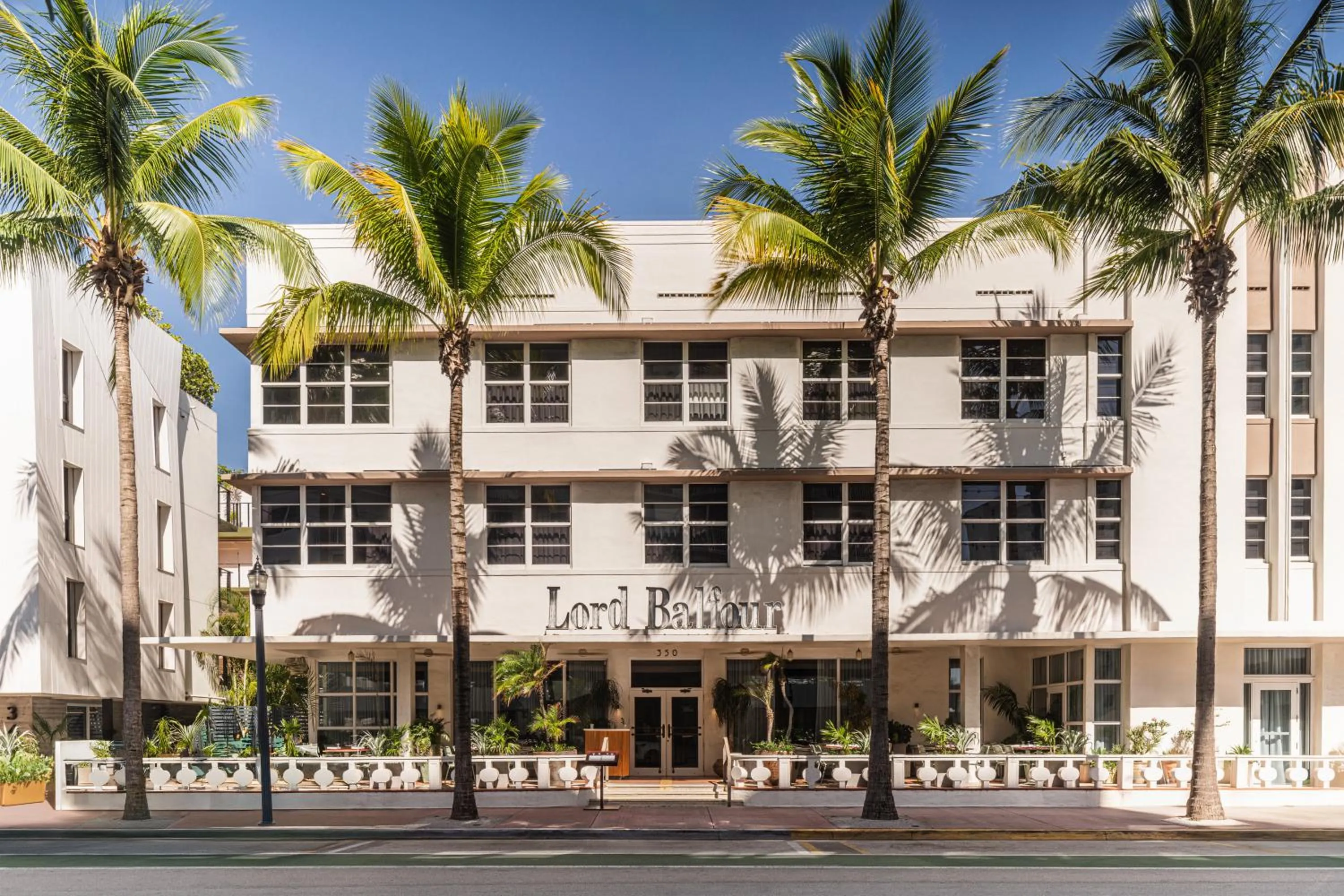 Property building in Balfour Miami Beach, a Registry Collection Hotel