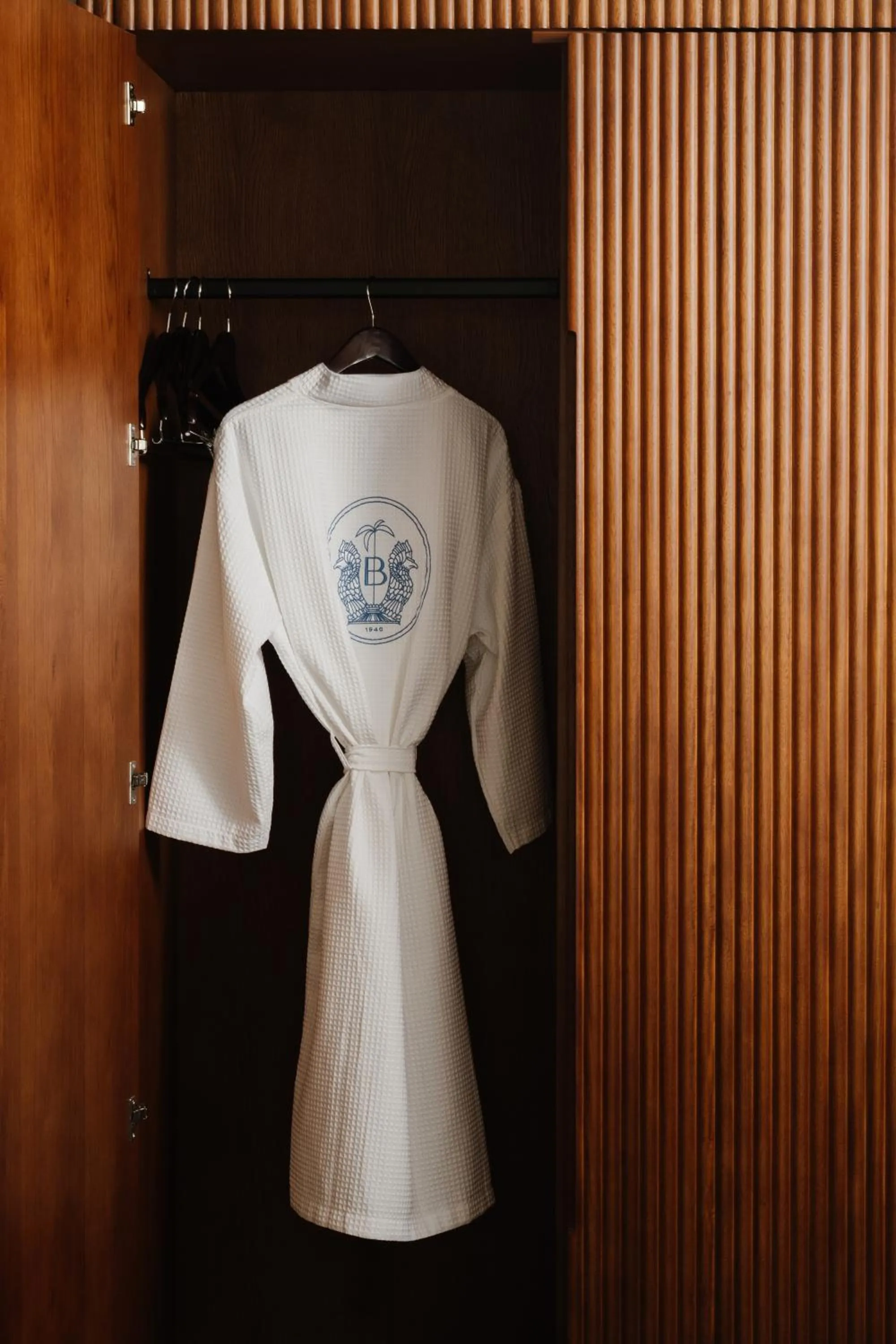 wardrobe in Balfour Miami Beach, a Registry Collection Hotel