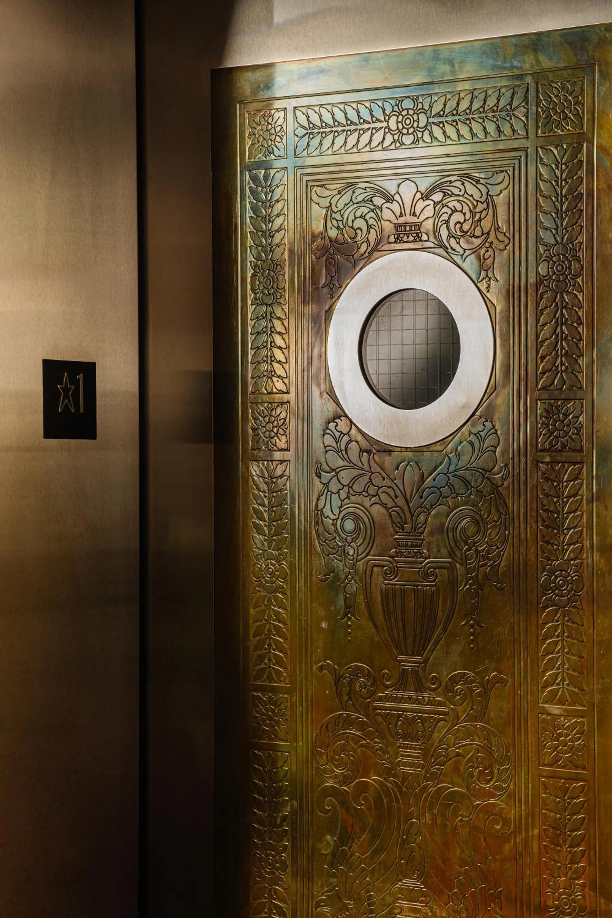 elevator in Balfour Miami Beach, a Registry Collection Hotel