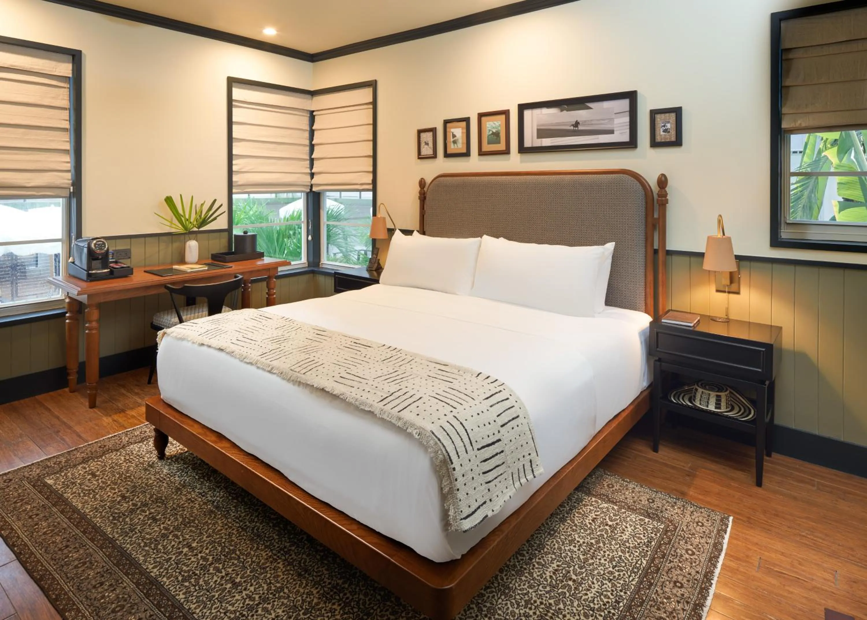 Bed in Balfour Miami Beach, a Morgans Originals hotel