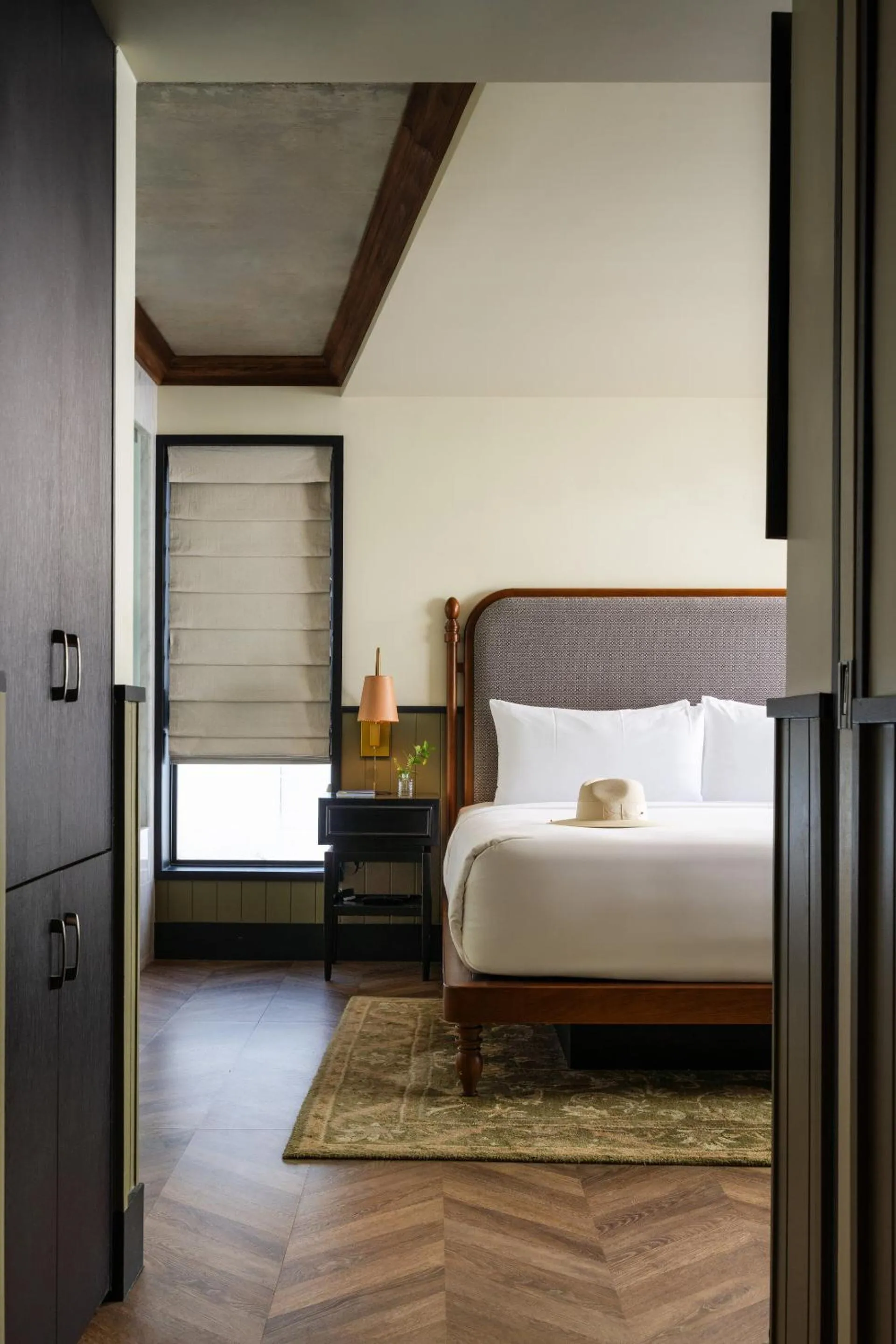 Bed in Balfour Miami Beach, a Registry Collection Hotel