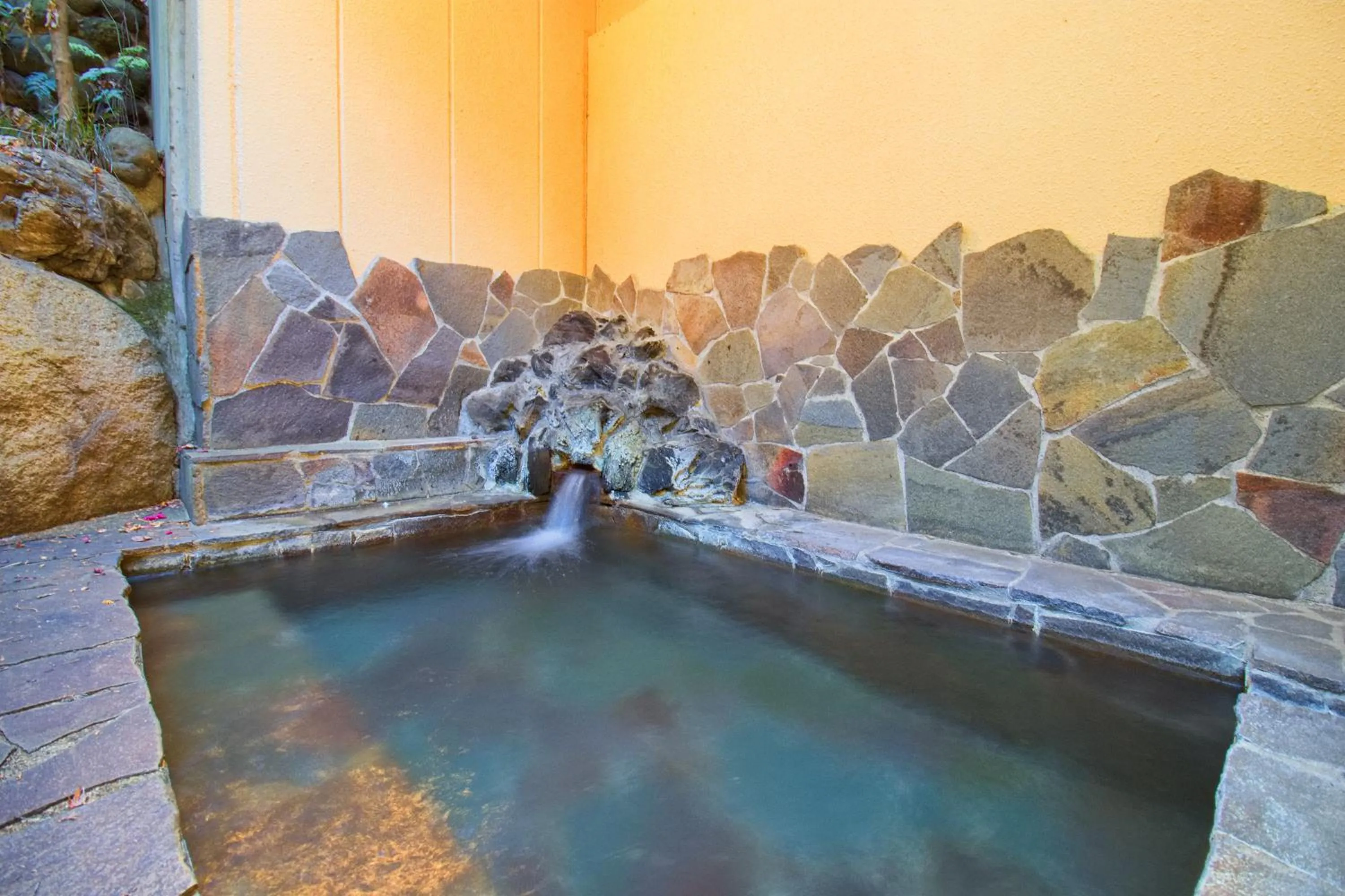 Hot Spring Bath in Hotel Kinu