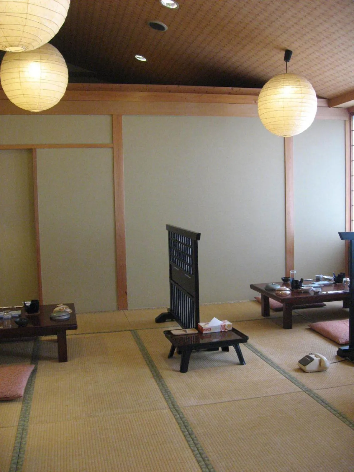 Restaurant/places to eat in Hotel Kinu