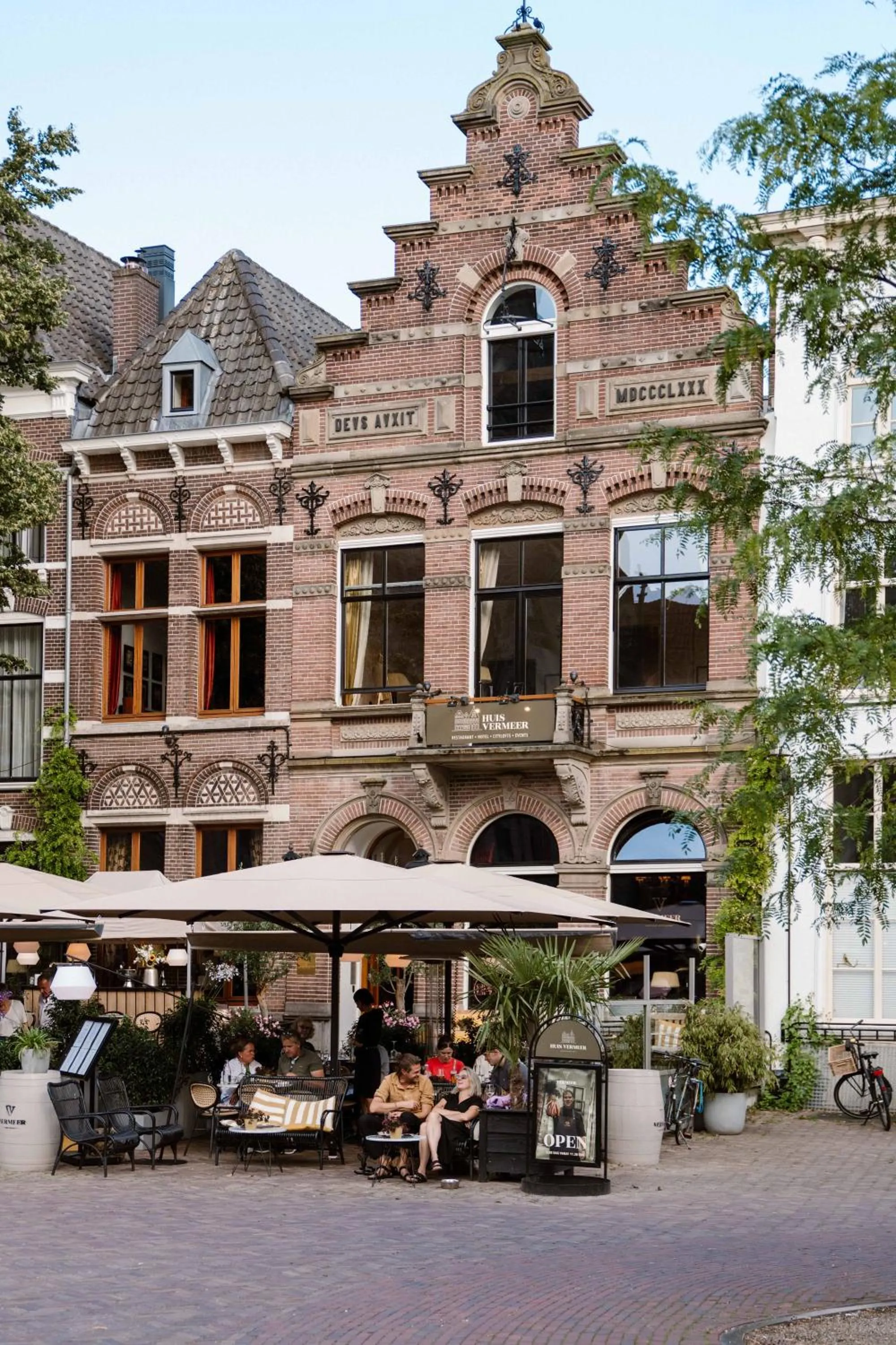 Property building in Grand Boutique Hotel-Restaurant Huis Vermeer