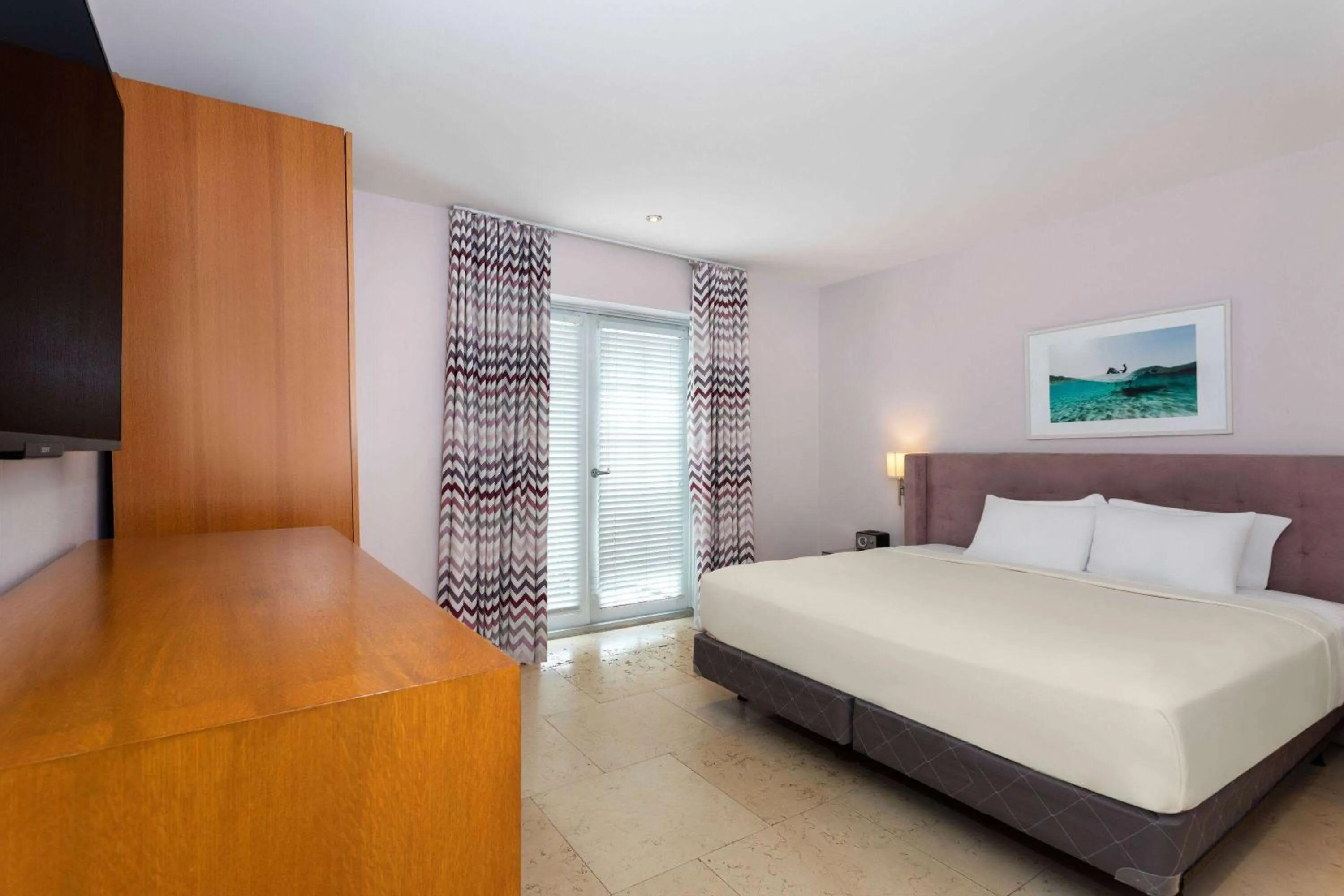 Bed in The Astor by LuxUrban