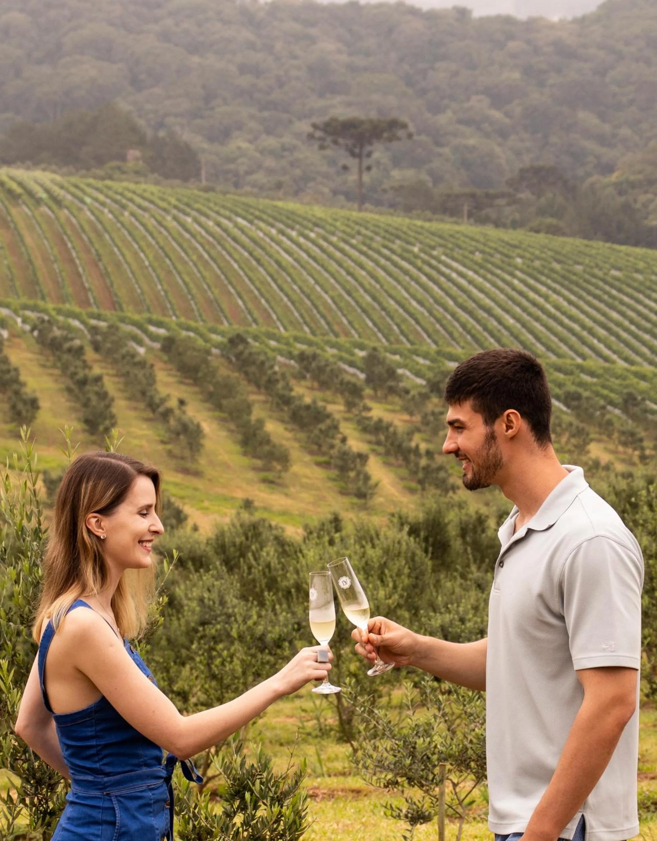 People in Hotel Vinícola Davo