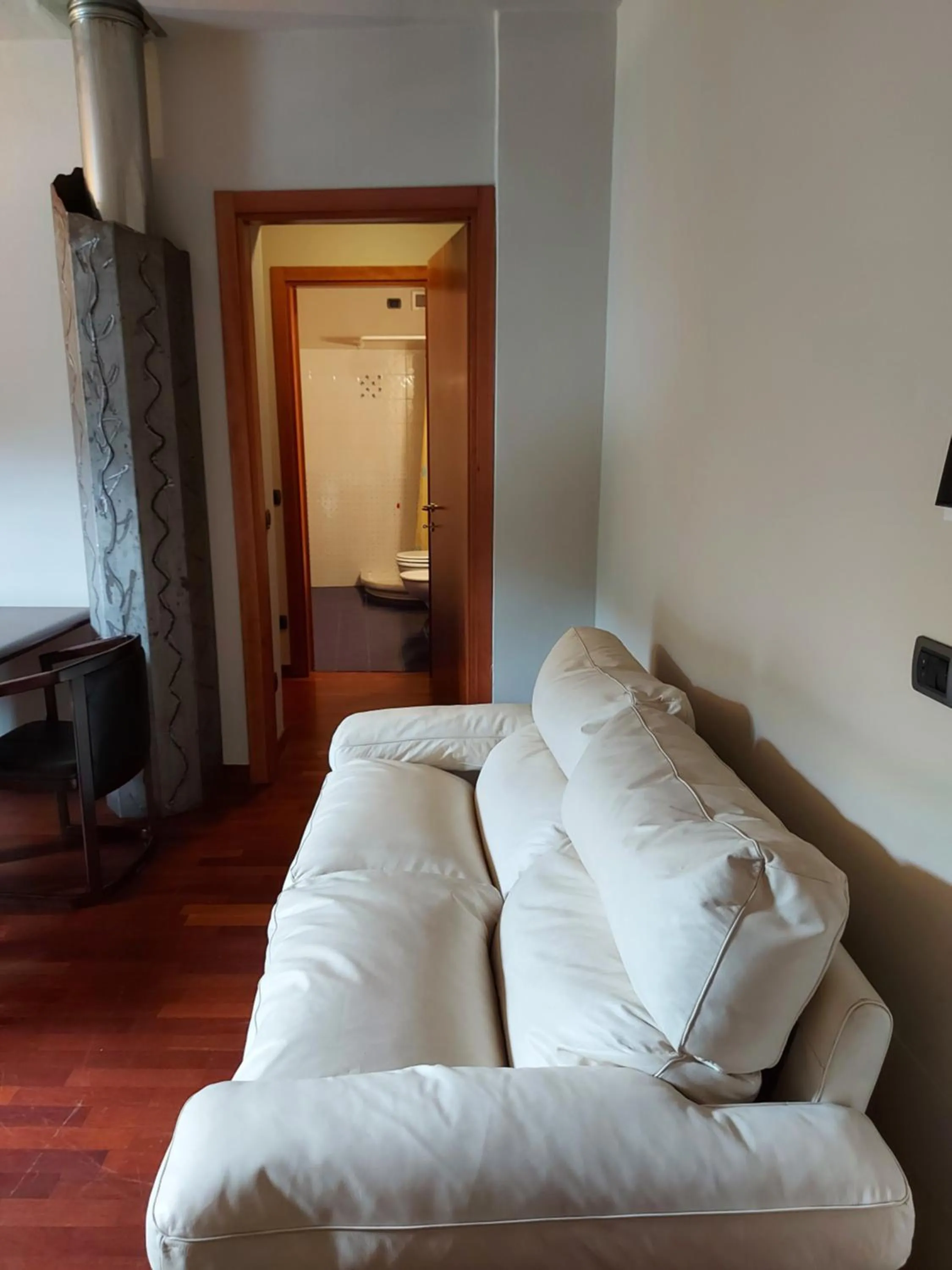 Seating area in Locanda del Brinsc