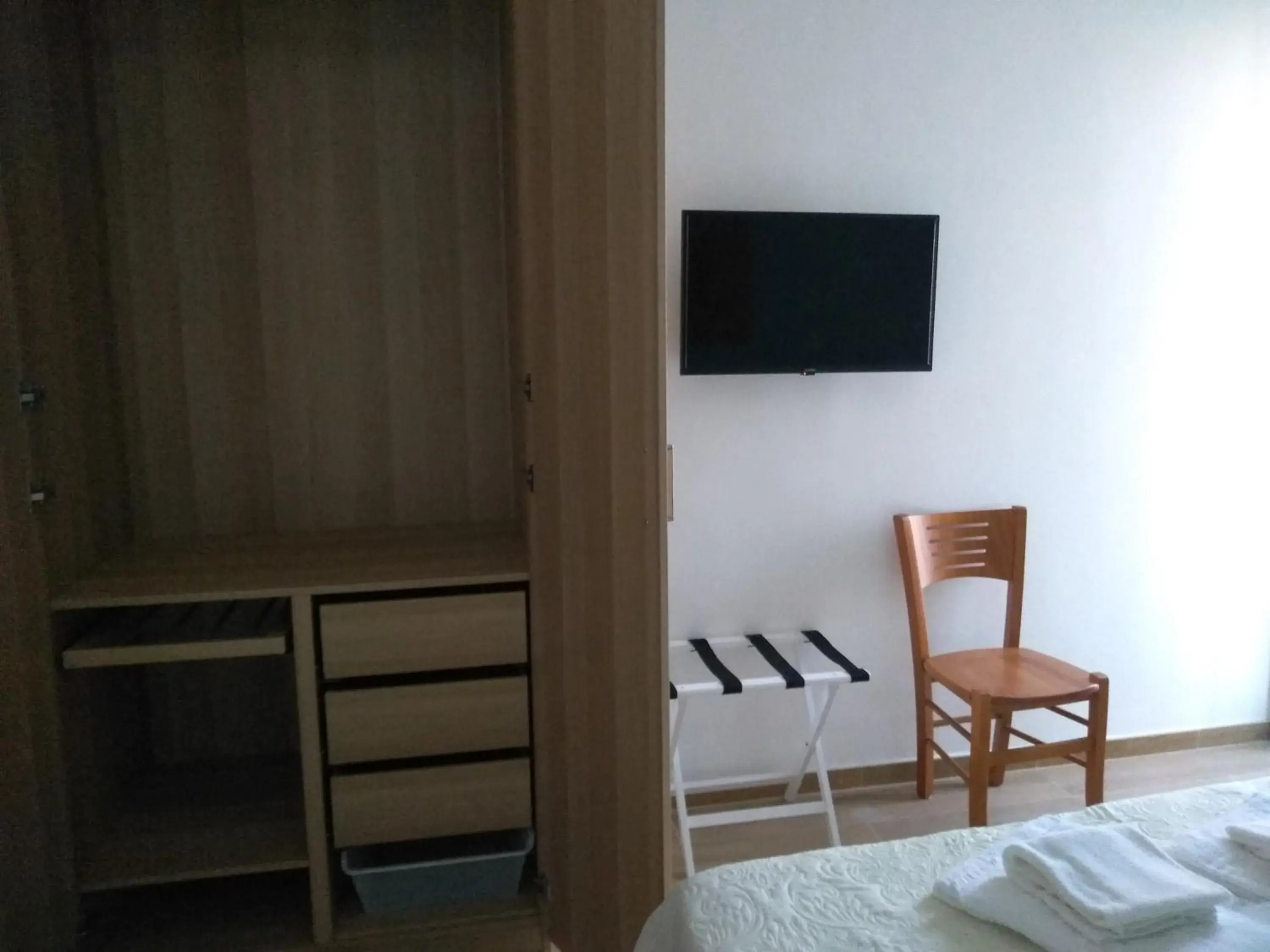 Double Room with Balcony in Affittacamere Da Euro Double Room with Balcony in Affittacamere Da Euro