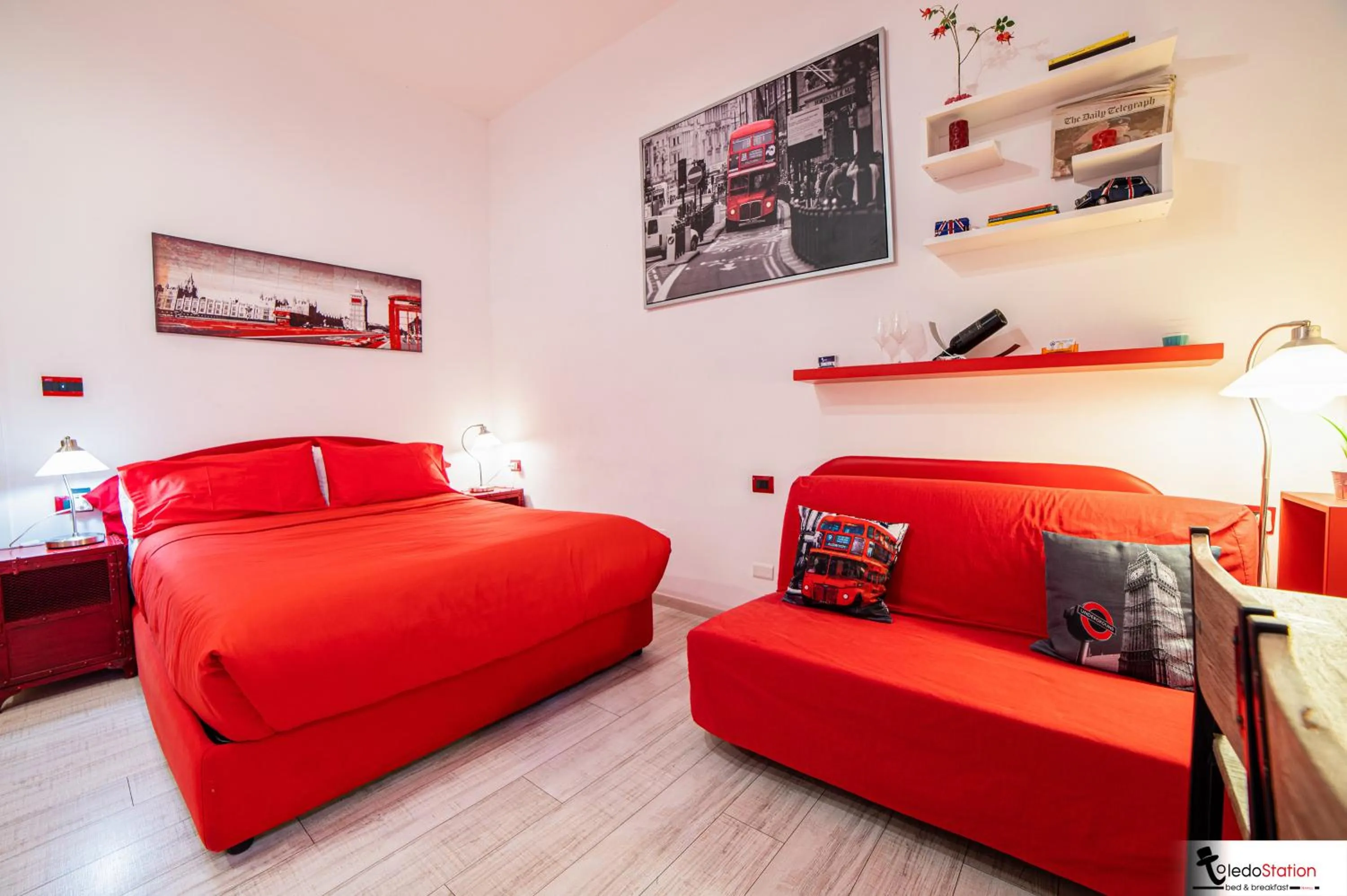 Bed in ToledoStation B&B