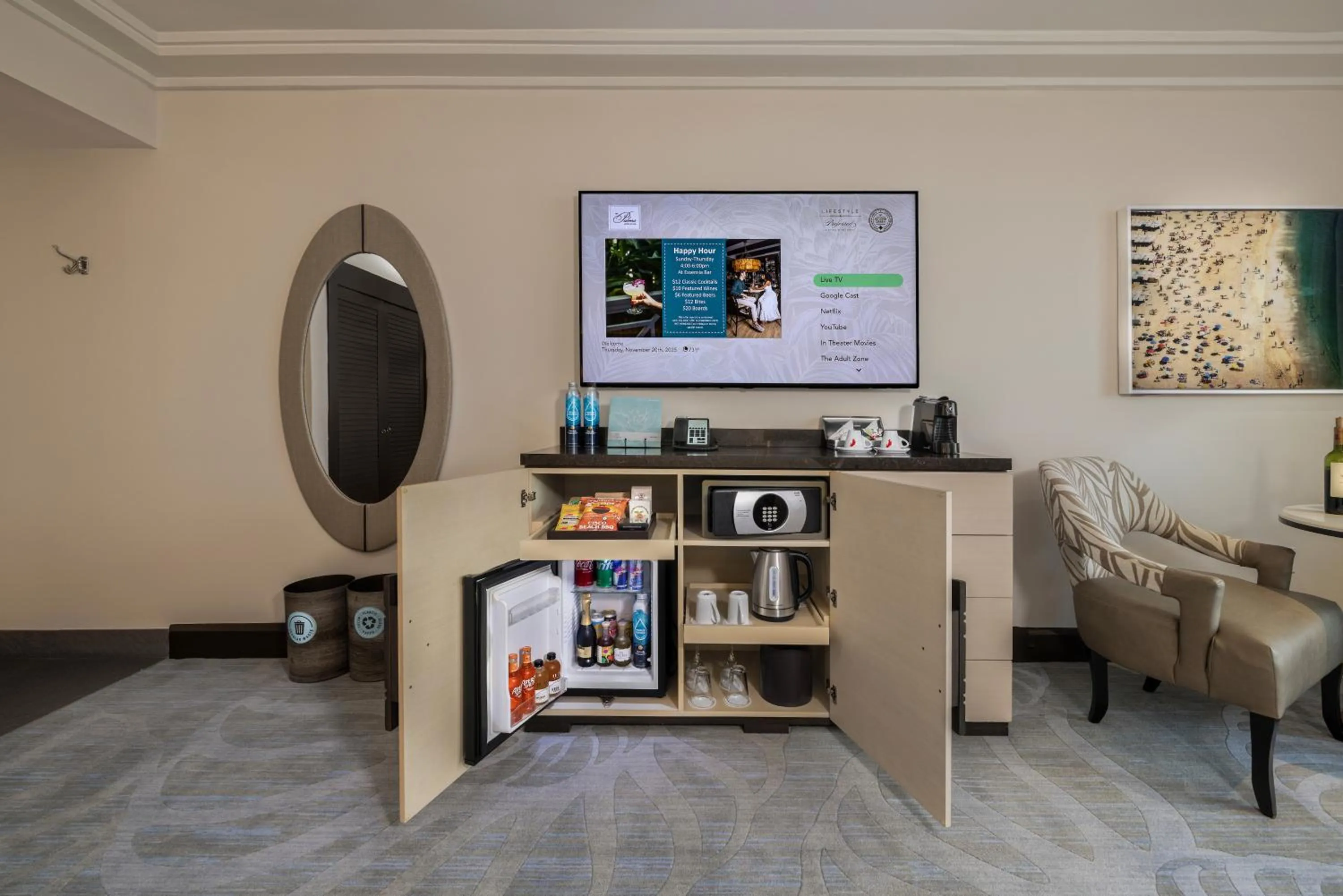 TV and multimedia in The Palms Hotel & Spa