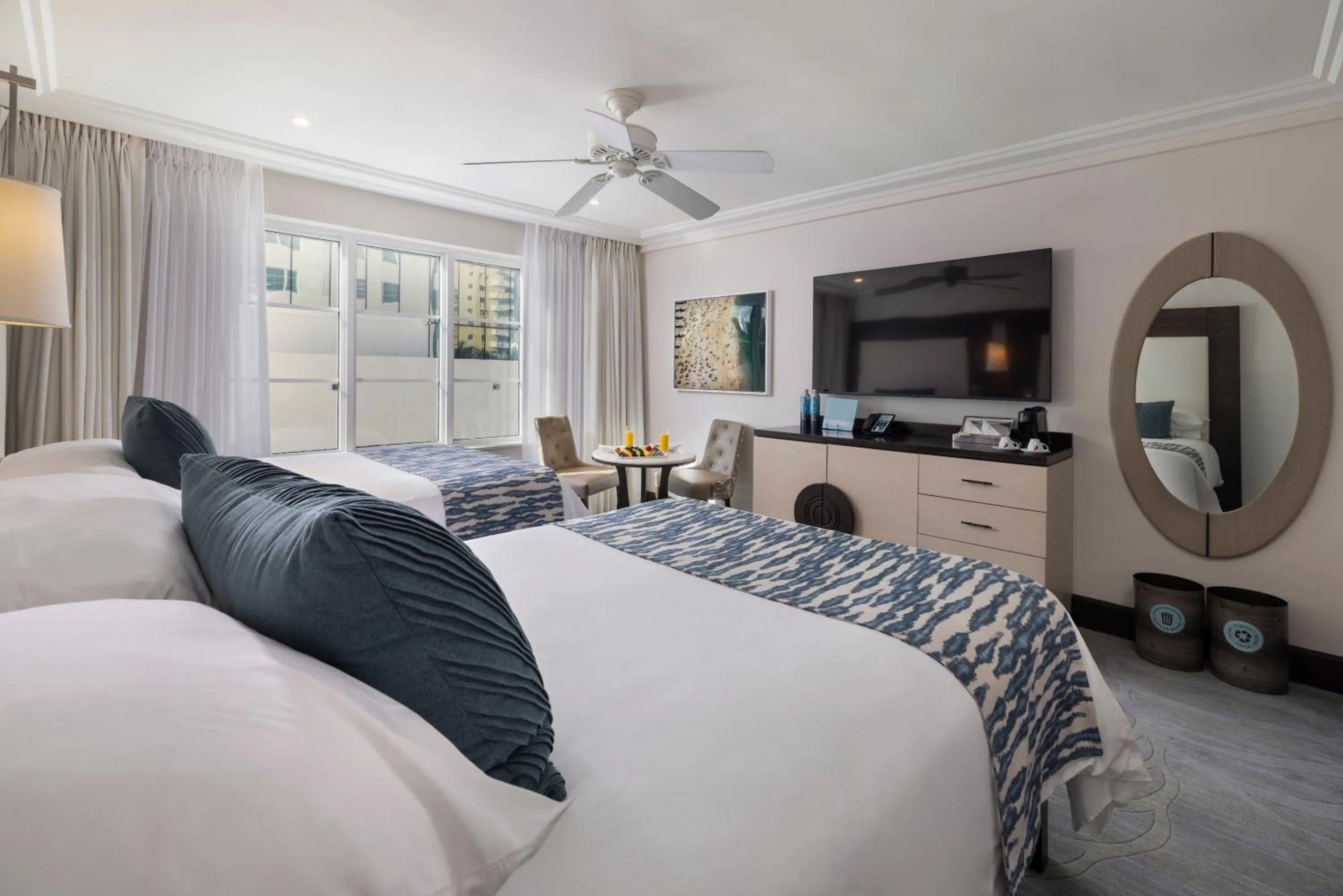 Bed in The Palms Hotel & Spa