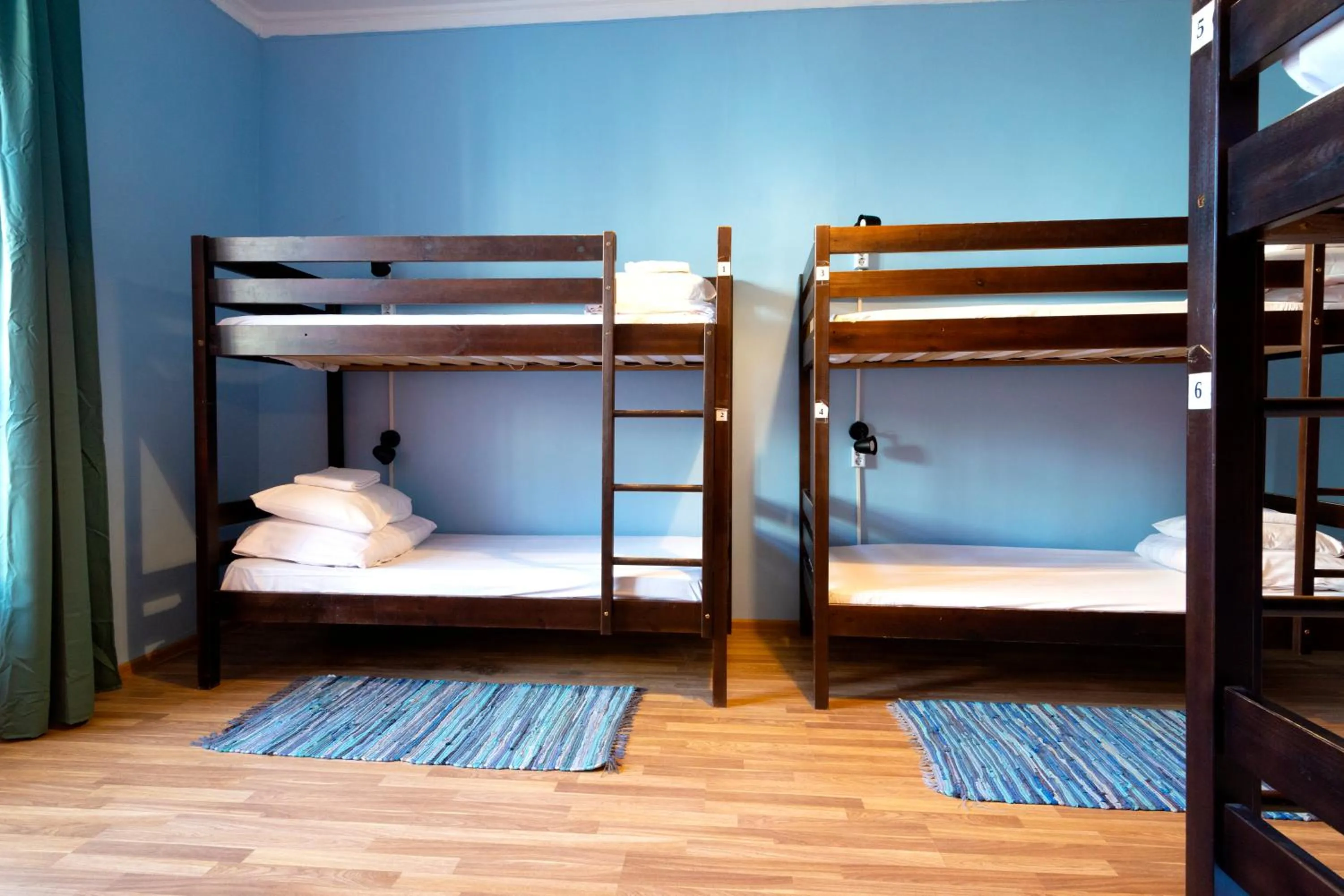 Photo of the whole room, Bed in 16eur - Old Town Munkenhof