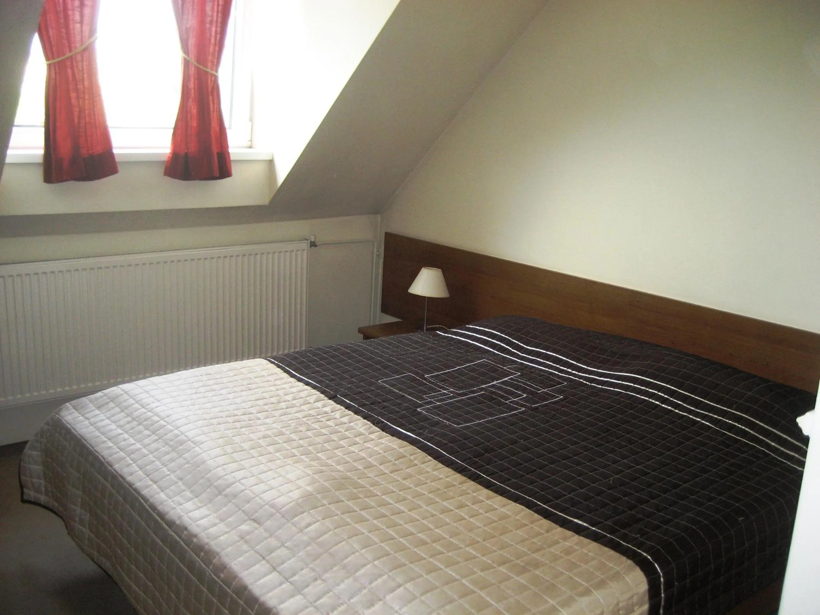 Bed in Hotel Cesarski - Kaiserhof