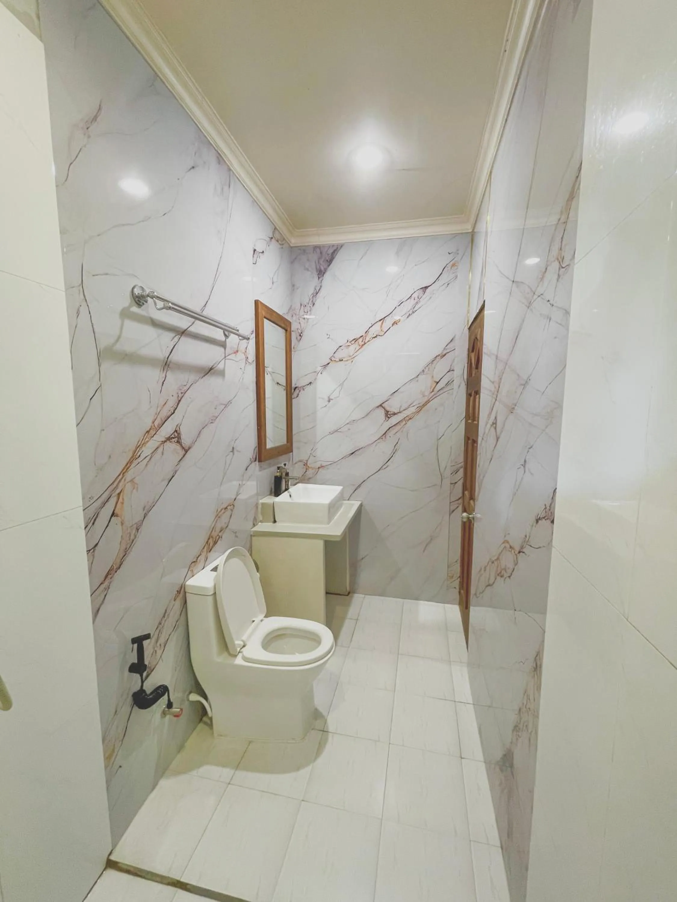 Thoddoo Retreat Grand