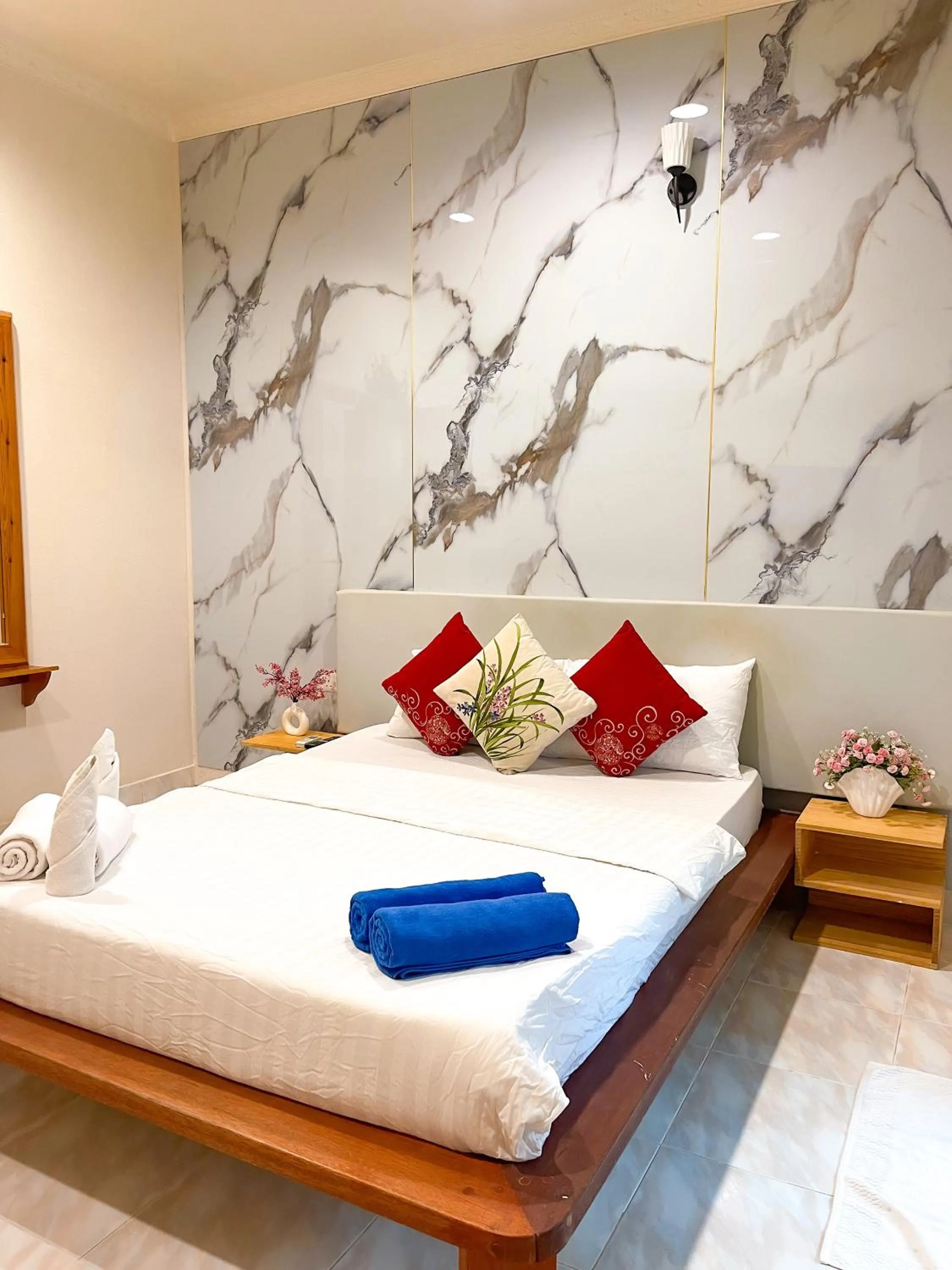 Bed in Thoddoo Retreat Grand