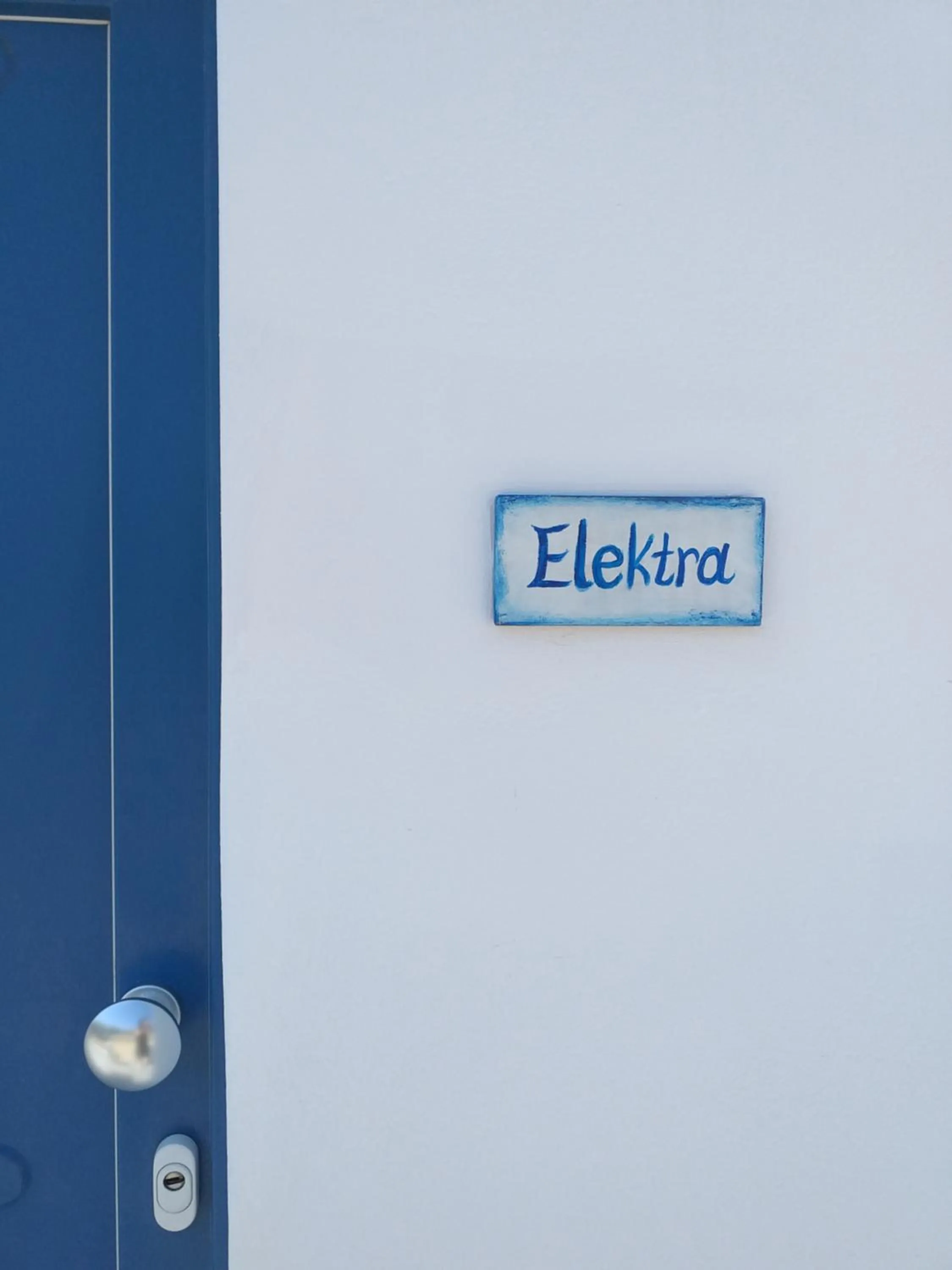 Blue Paradise Apartments