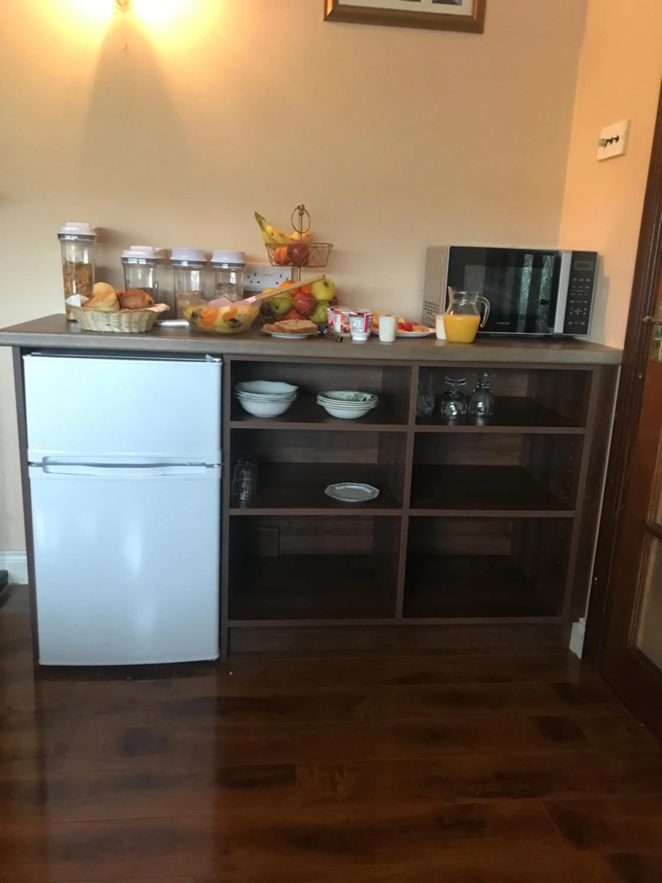 Communal lounge/ TV room in Stonehaven B&B