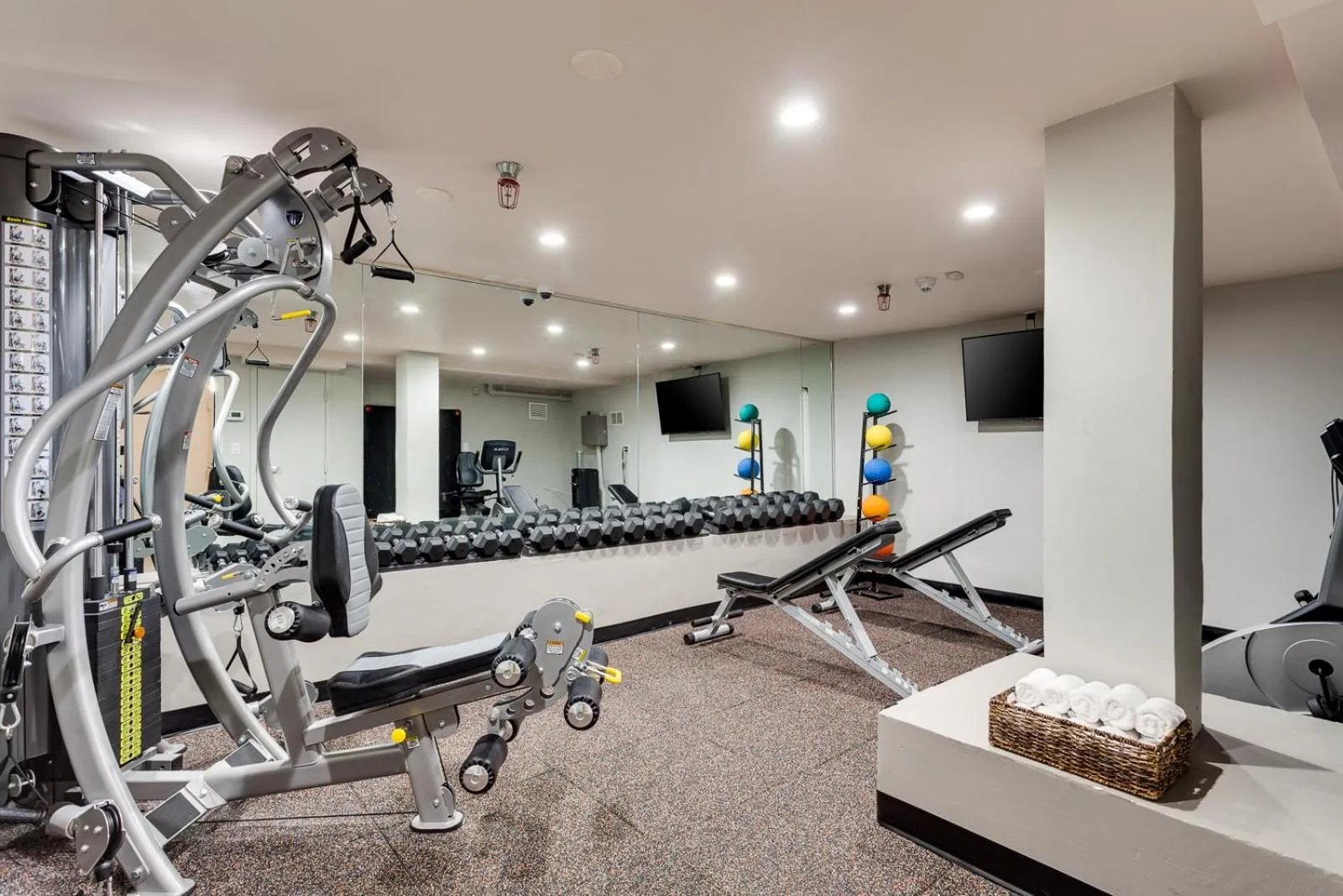 Fitness centre/facilities in Clinton Hotel South Beach