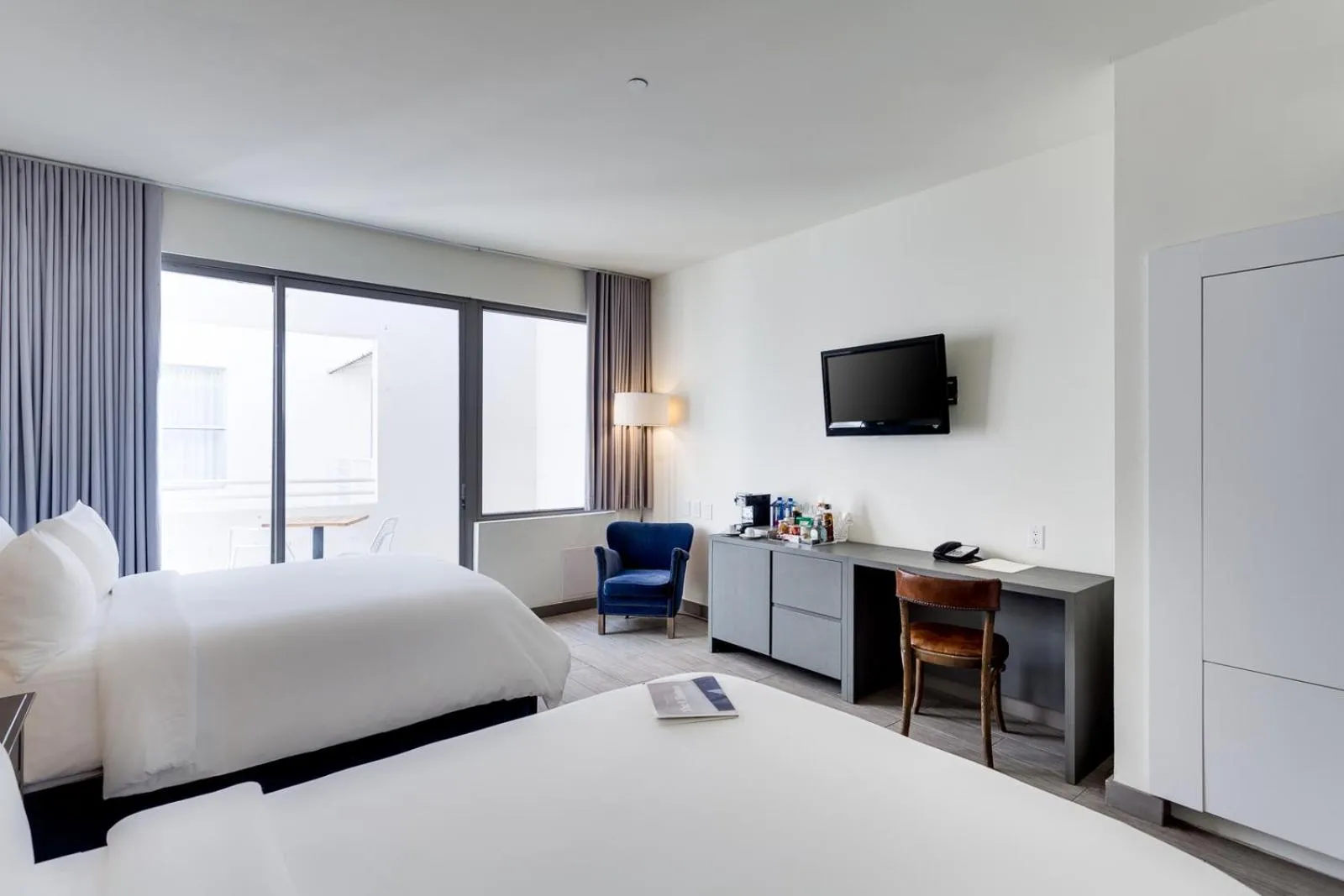 Bedroom, Bed in Clinton Hotel South Beach